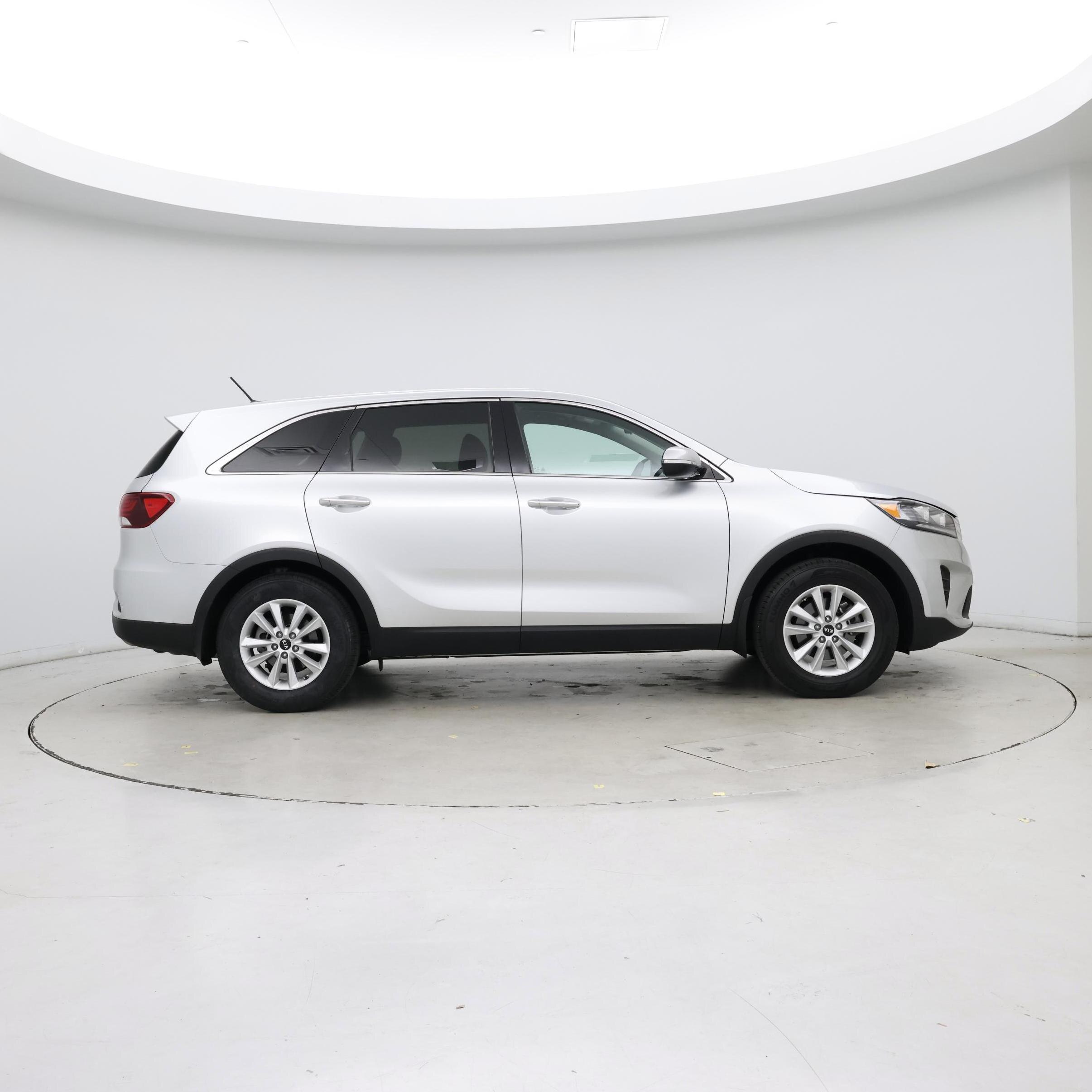 Thumbnail: 2019 Kia Sorento - 7