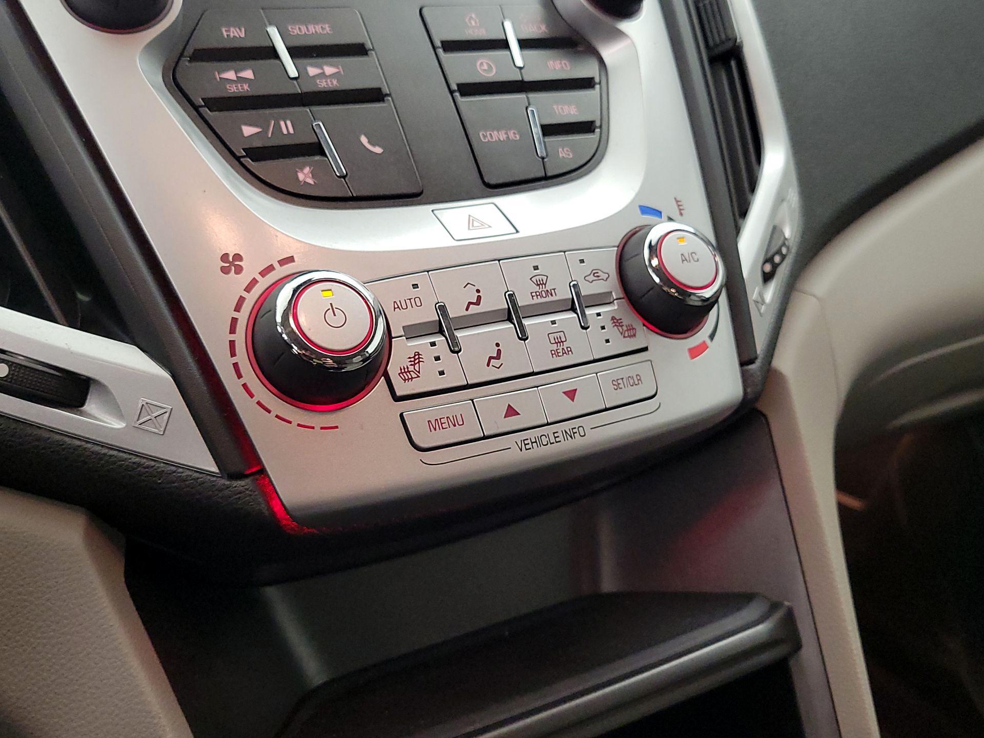 Thumbnail: 2016 GMC Terrain - 15