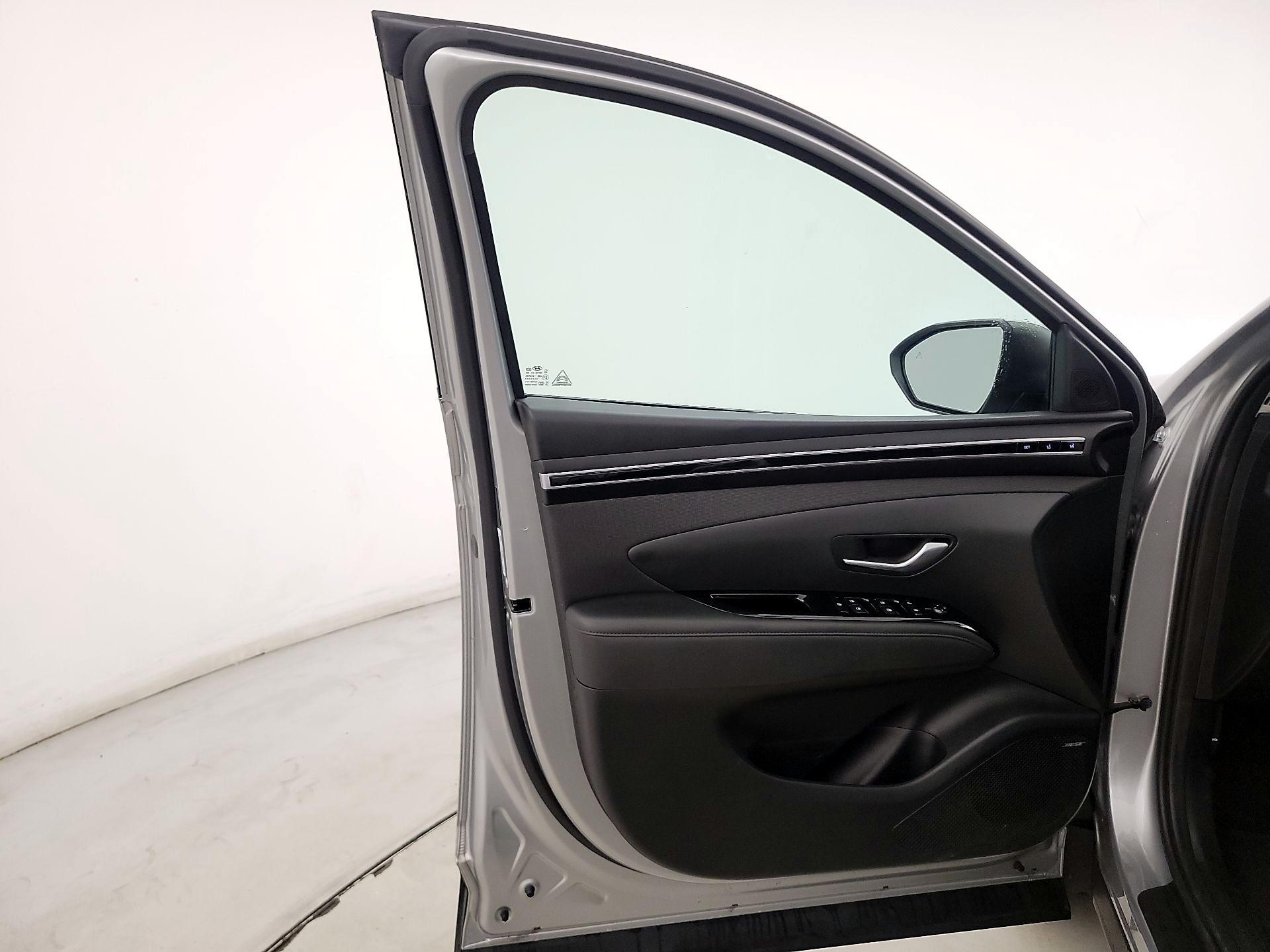 Thumbnail: 2023 Hyundai Tucson - 12