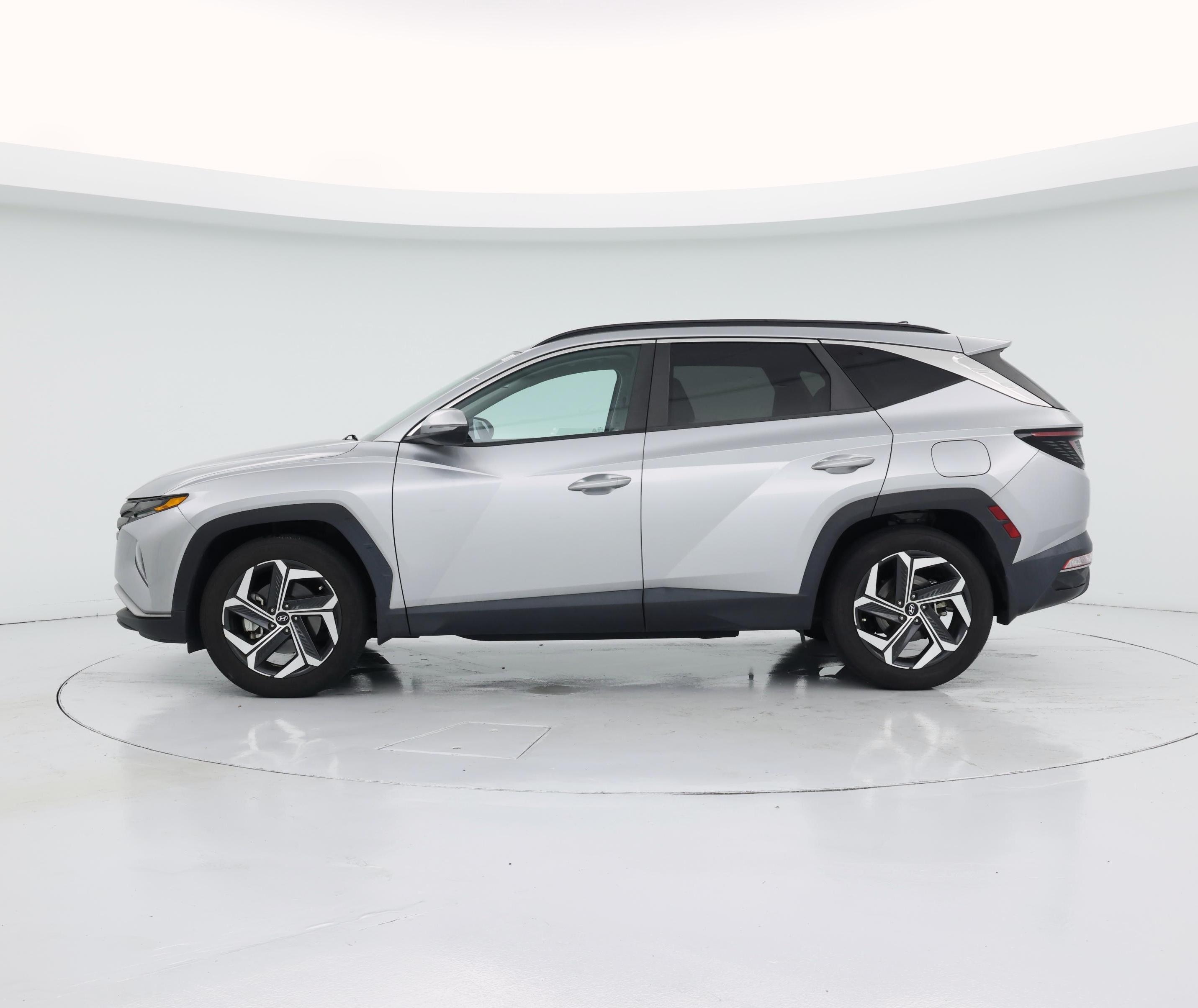 Thumbnail: 2022 Hyundai Tucson - 3
