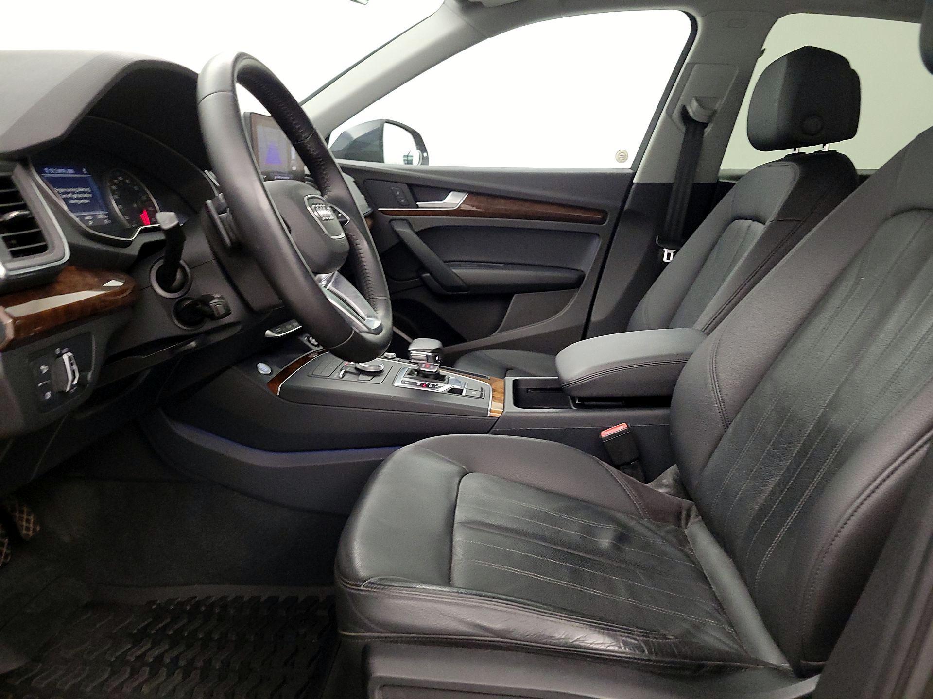 Thumbnail: 2018 Audi Q5 - 11