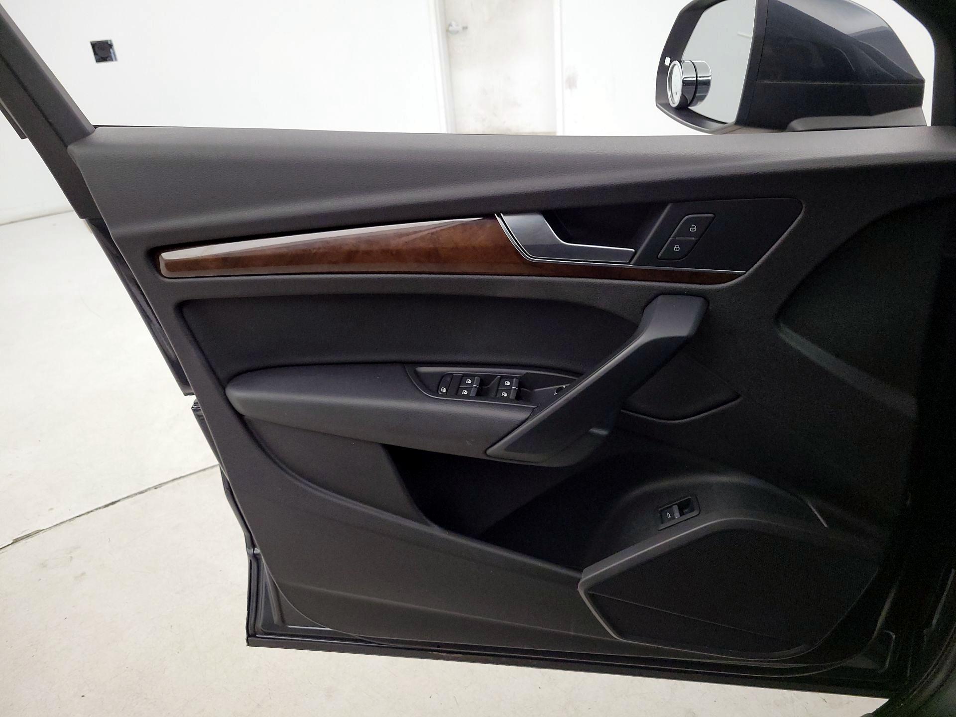 Thumbnail: 2018 Audi Q5 - 12