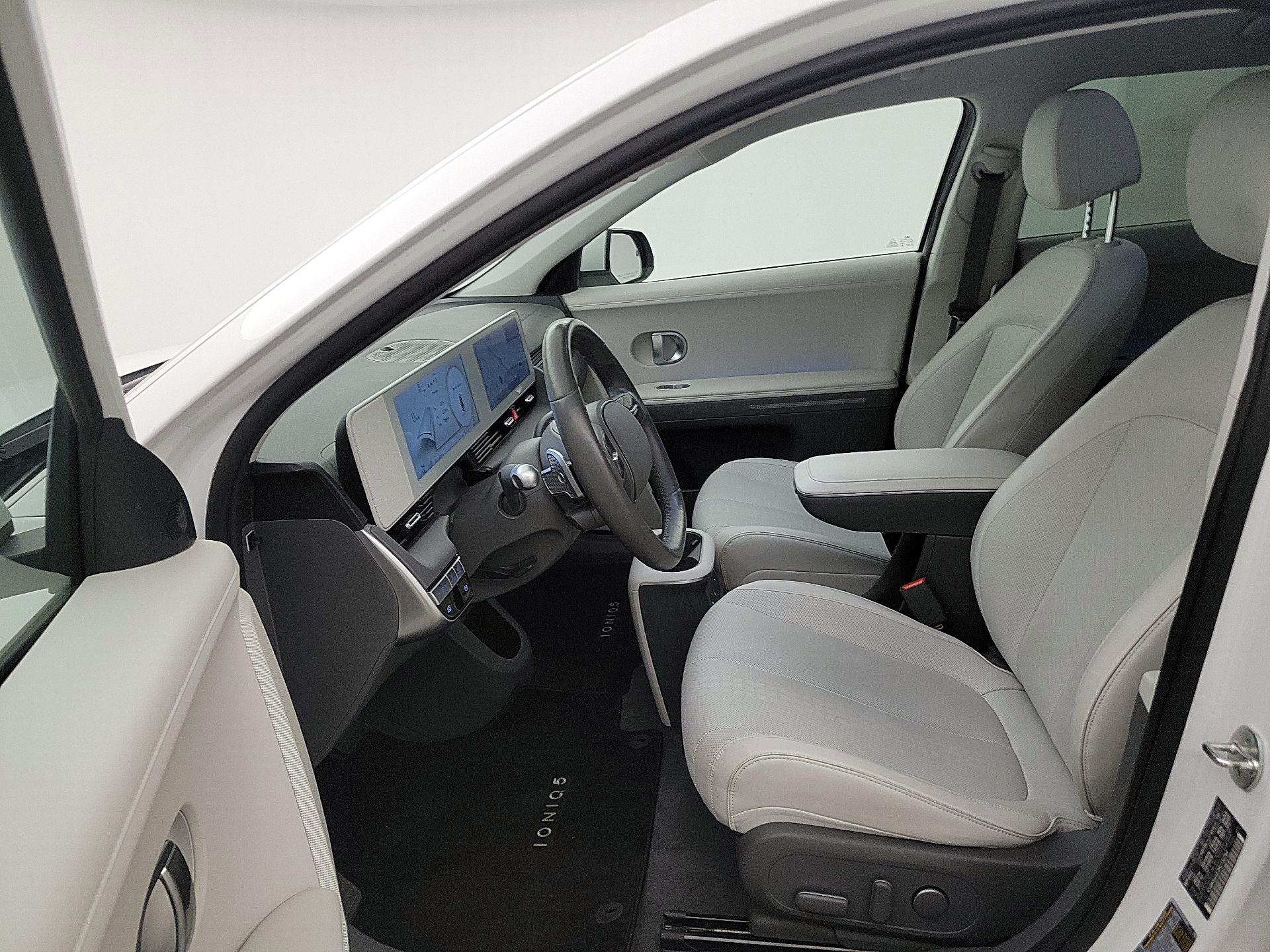 Thumbnail: 2023 Hyundai Ioniq 5 - 11