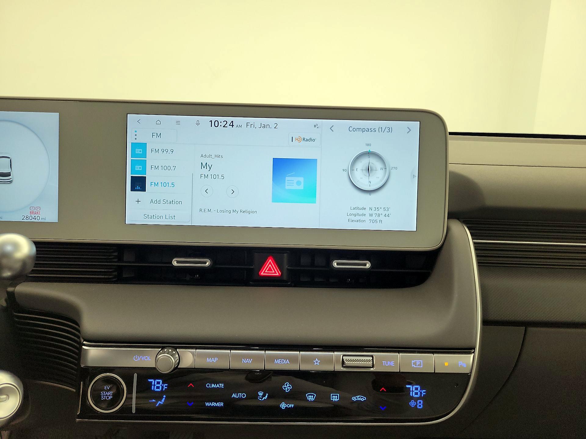 Thumbnail: 2023 Hyundai Ioniq 5 - 16