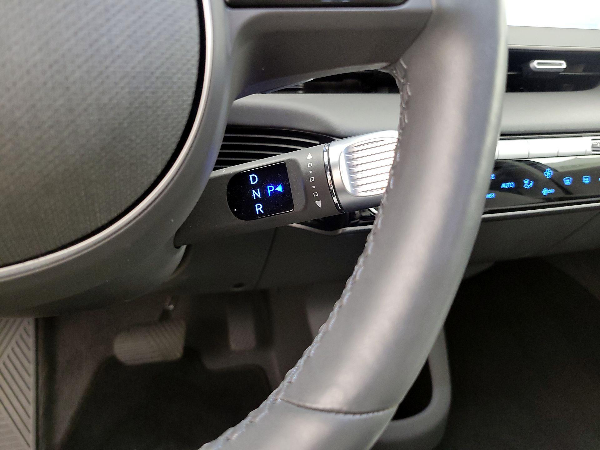 Thumbnail: 2023 Hyundai Ioniq 5 - 18