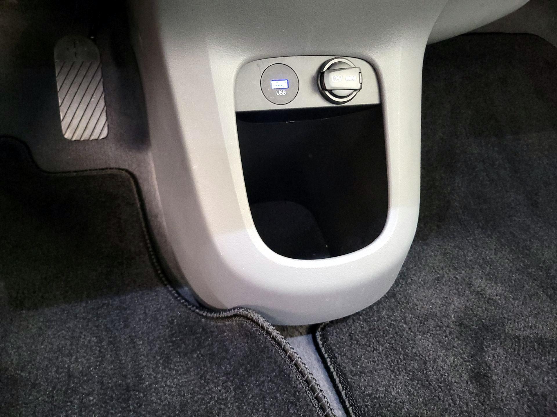 Thumbnail: 2023 Hyundai Ioniq 5 - 19