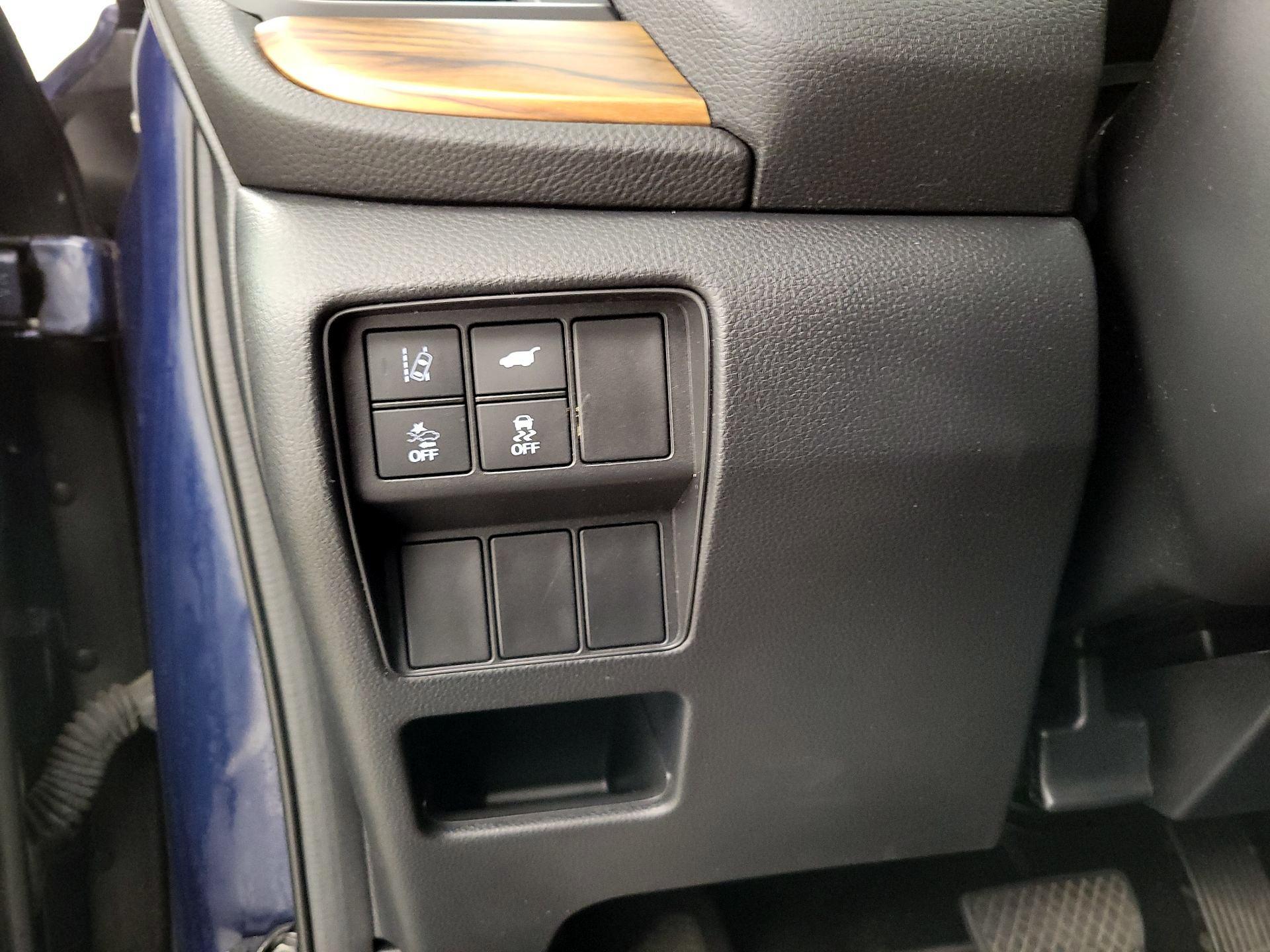 Thumbnail: 2018 Honda CR-V - 13