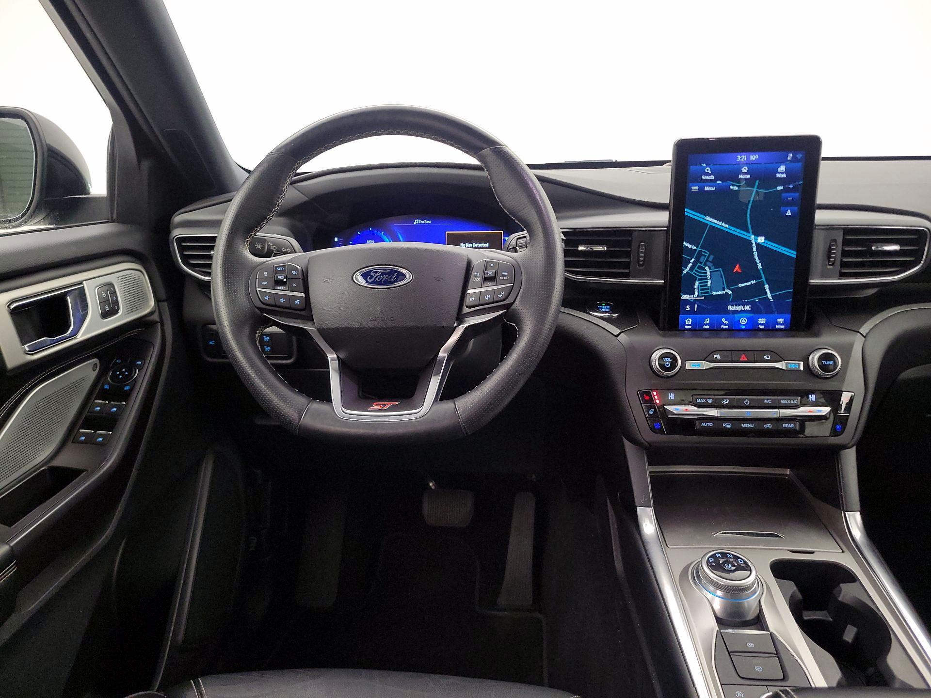 Thumbnail: 2020 Ford Explorer - 10