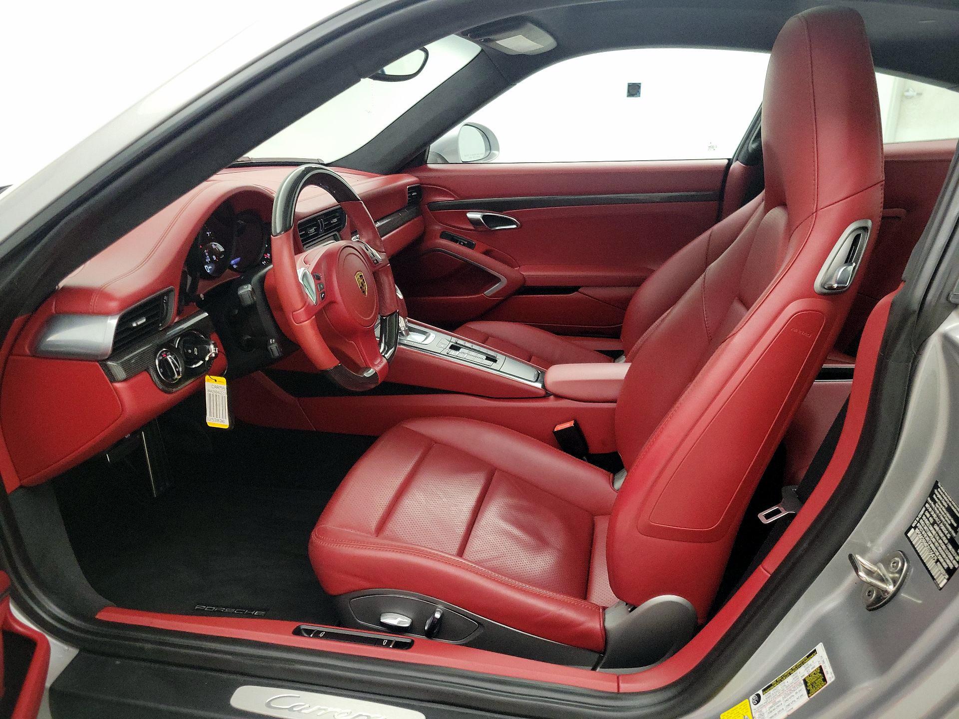 Thumbnail: 2016 Porsche 911 - 11