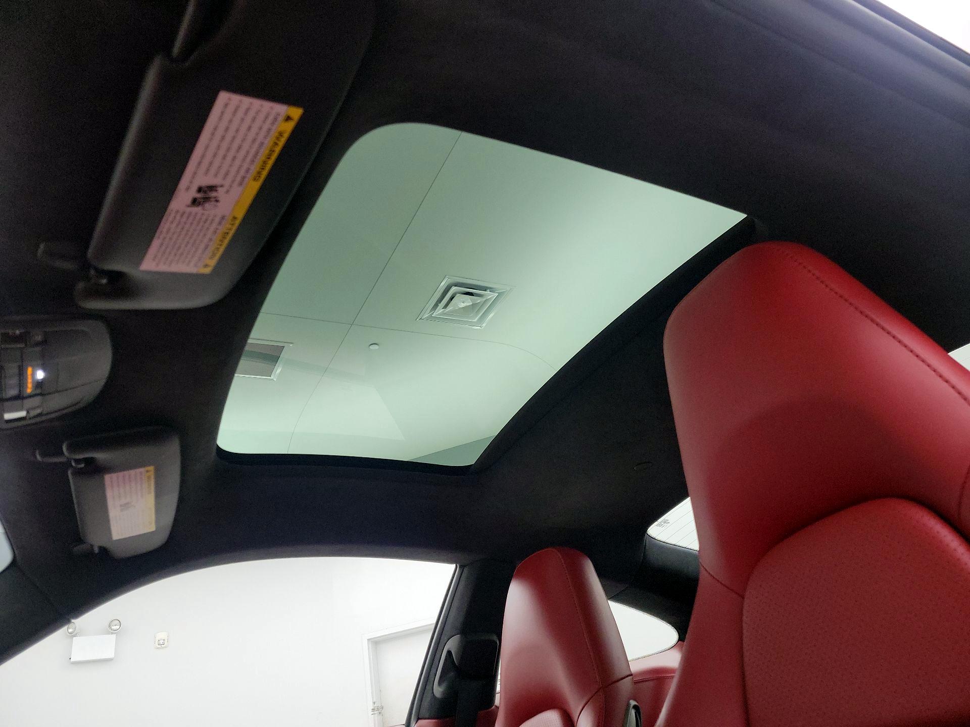 Thumbnail: 2016 Porsche 911 - 17