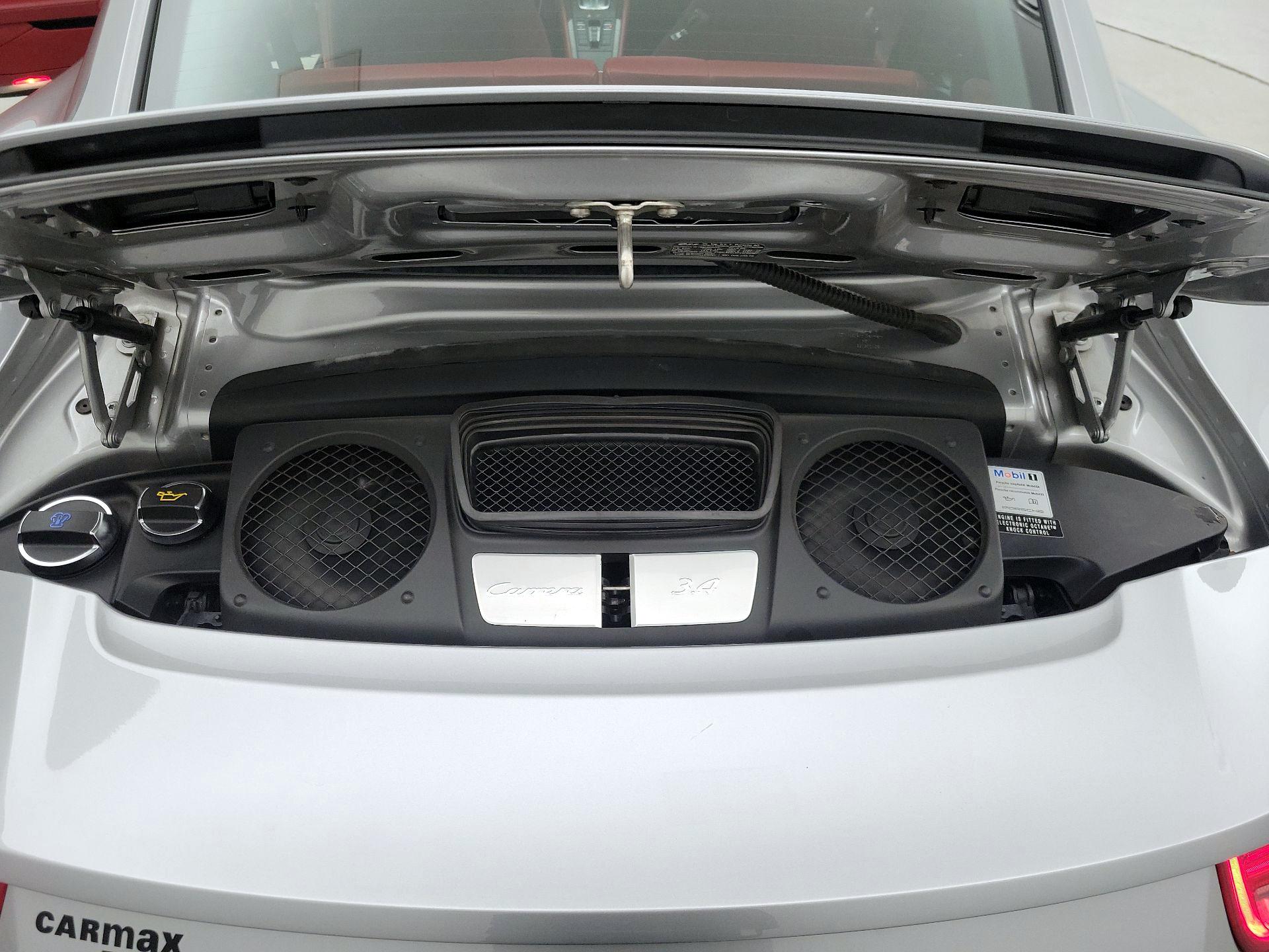 Thumbnail: 2016 Porsche 911 - 19