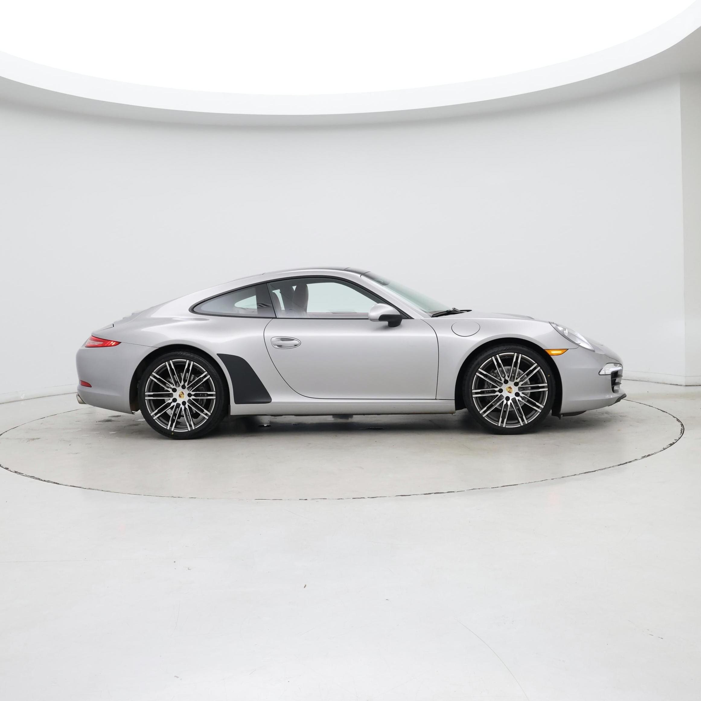 Thumbnail: 2016 Porsche 911 - 7