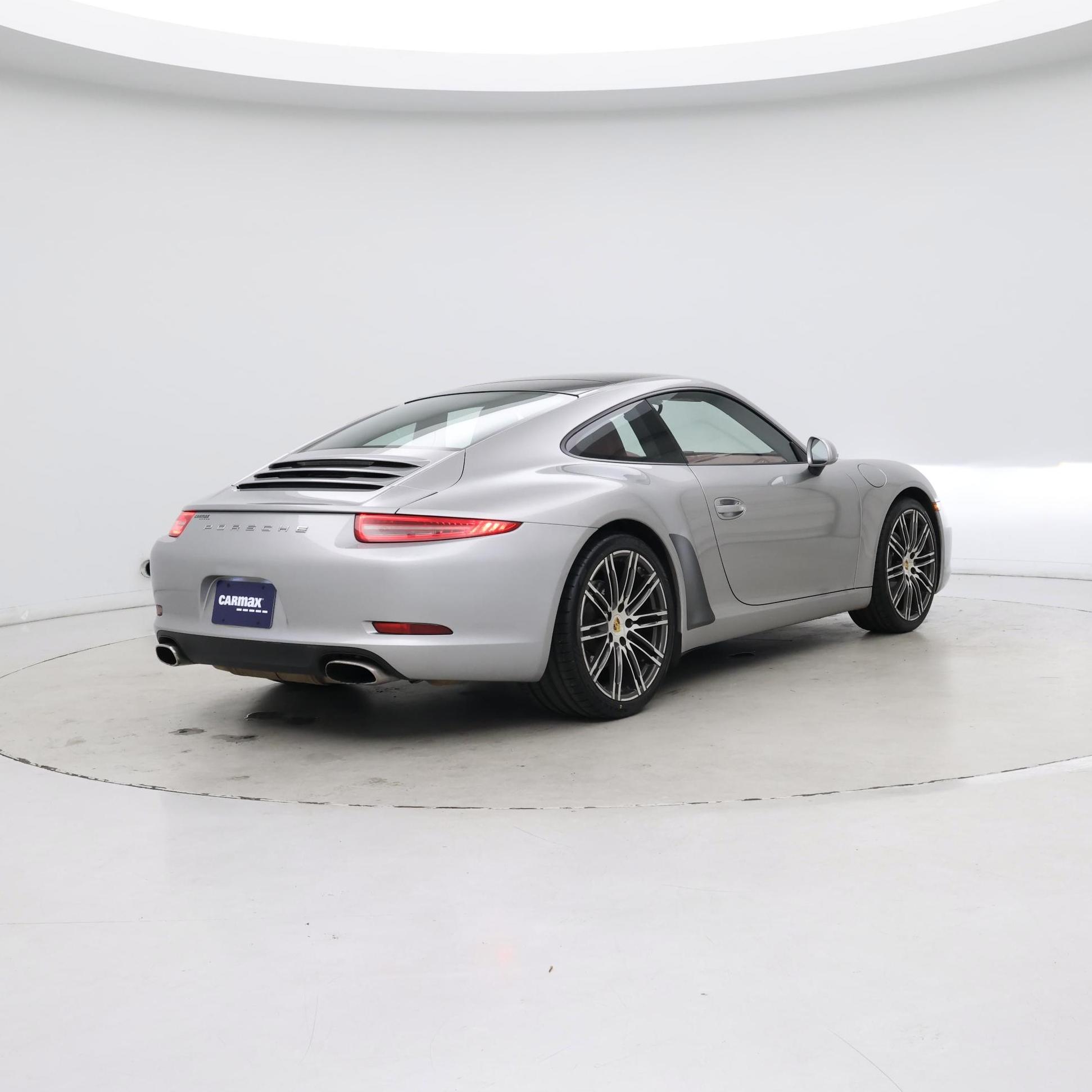 Thumbnail: 2016 Porsche 911 - 8