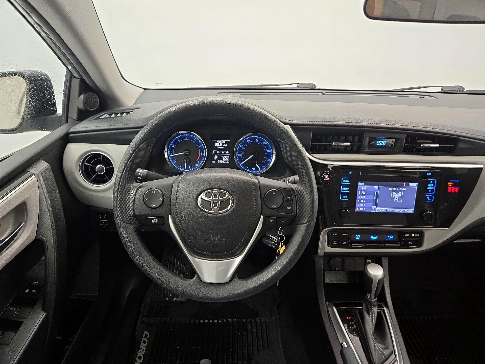 Thumbnail: 2018 Toyota Corolla - 10