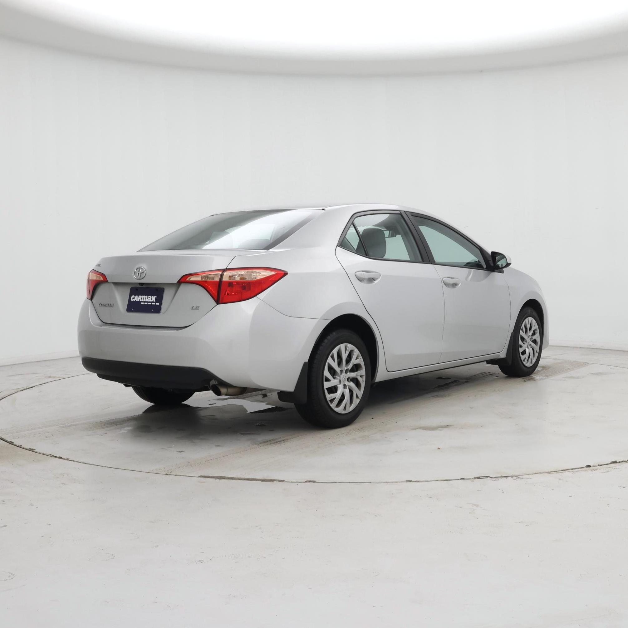 Thumbnail: 2018 Toyota Corolla - 8