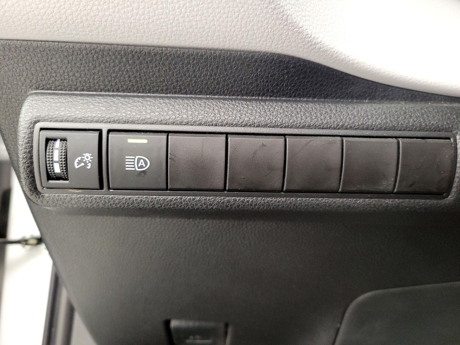 Thumbnail: 2023 Toyota Corolla - 13