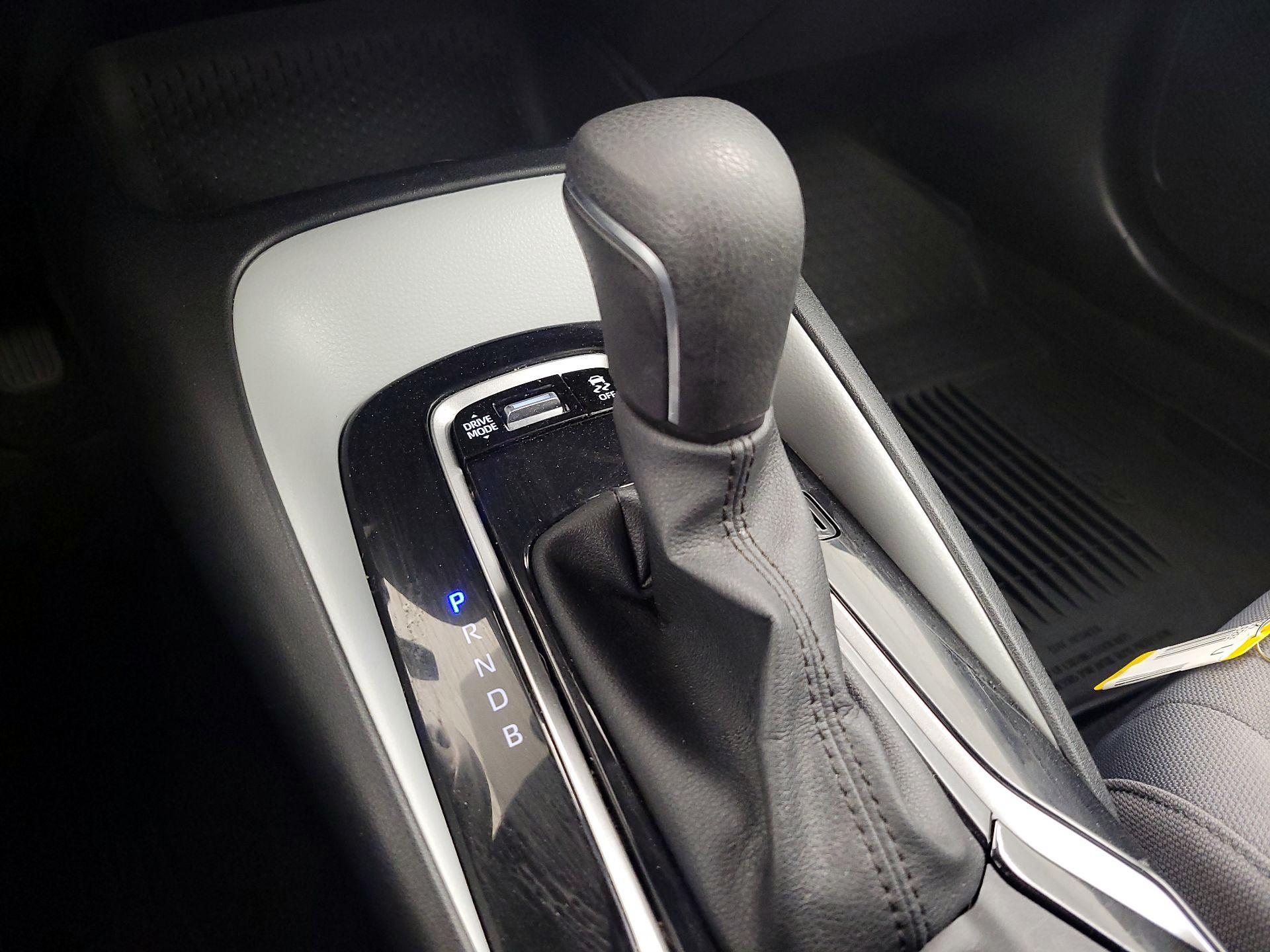 Thumbnail: 2023 Toyota Corolla - 18