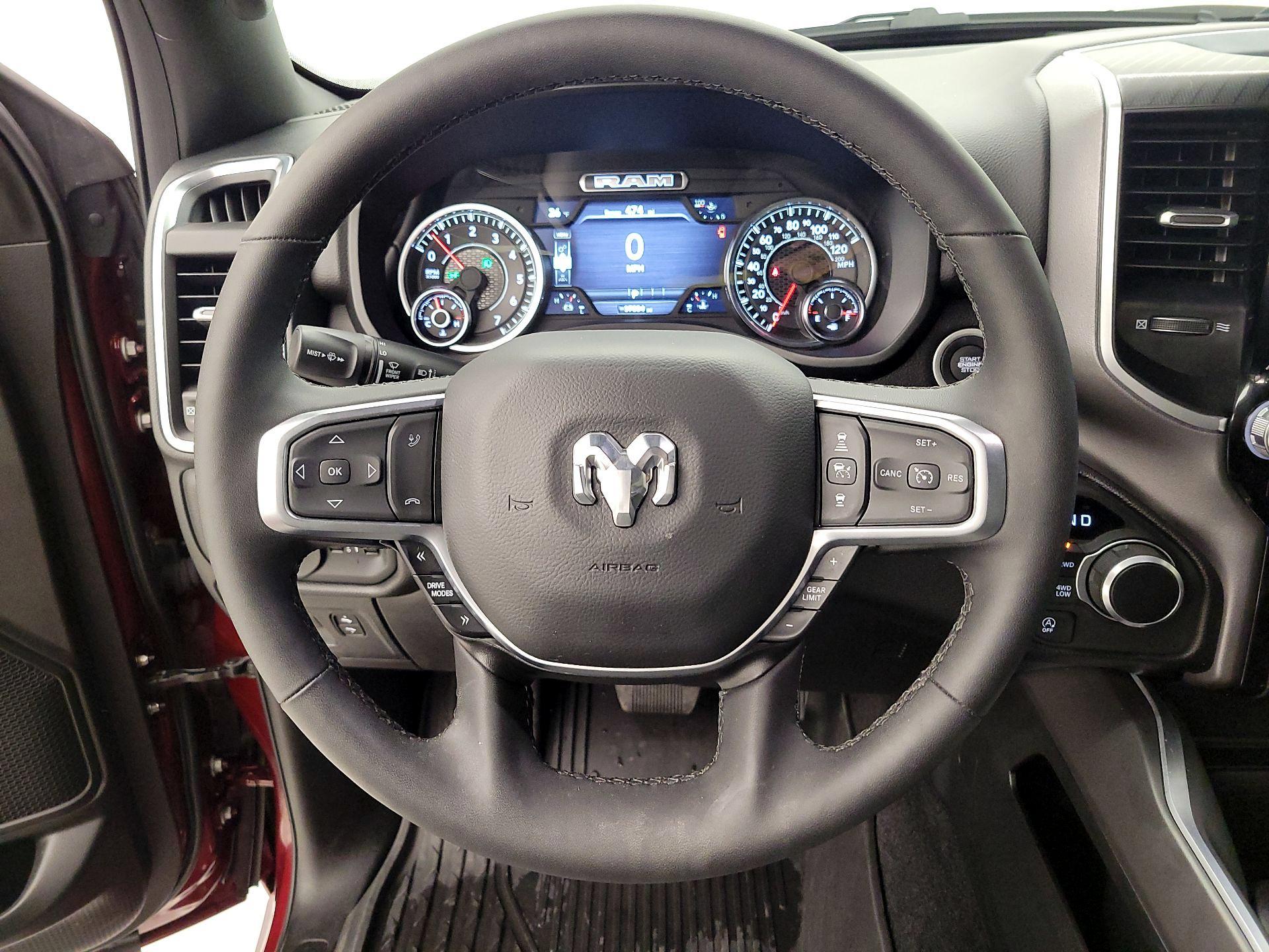 Thumbnail: 2025 RAM 1500 - 10