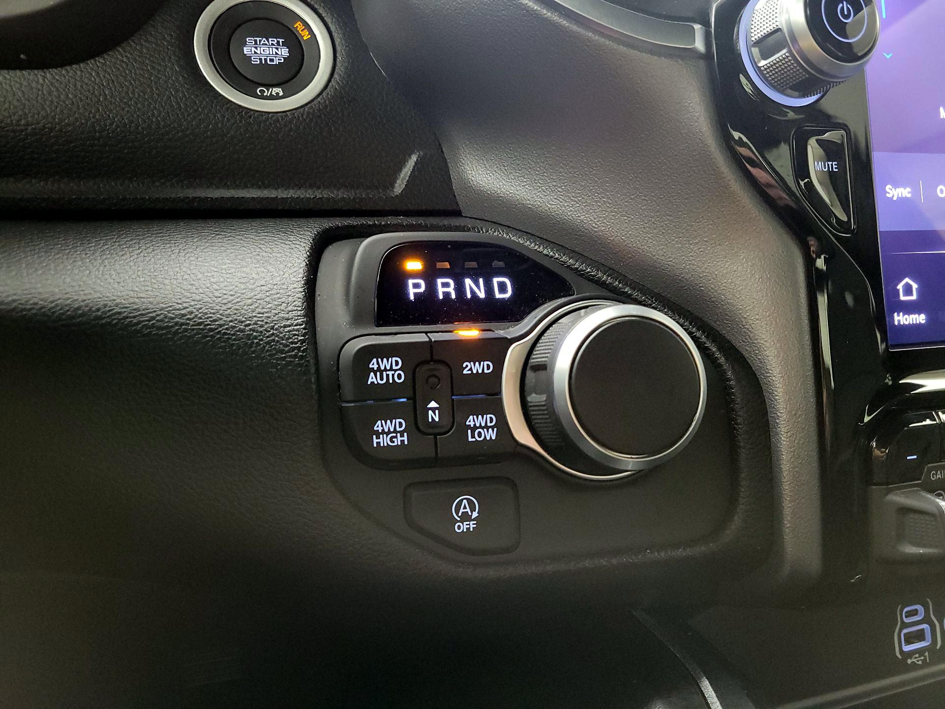 Thumbnail: 2025 RAM 1500 - 17