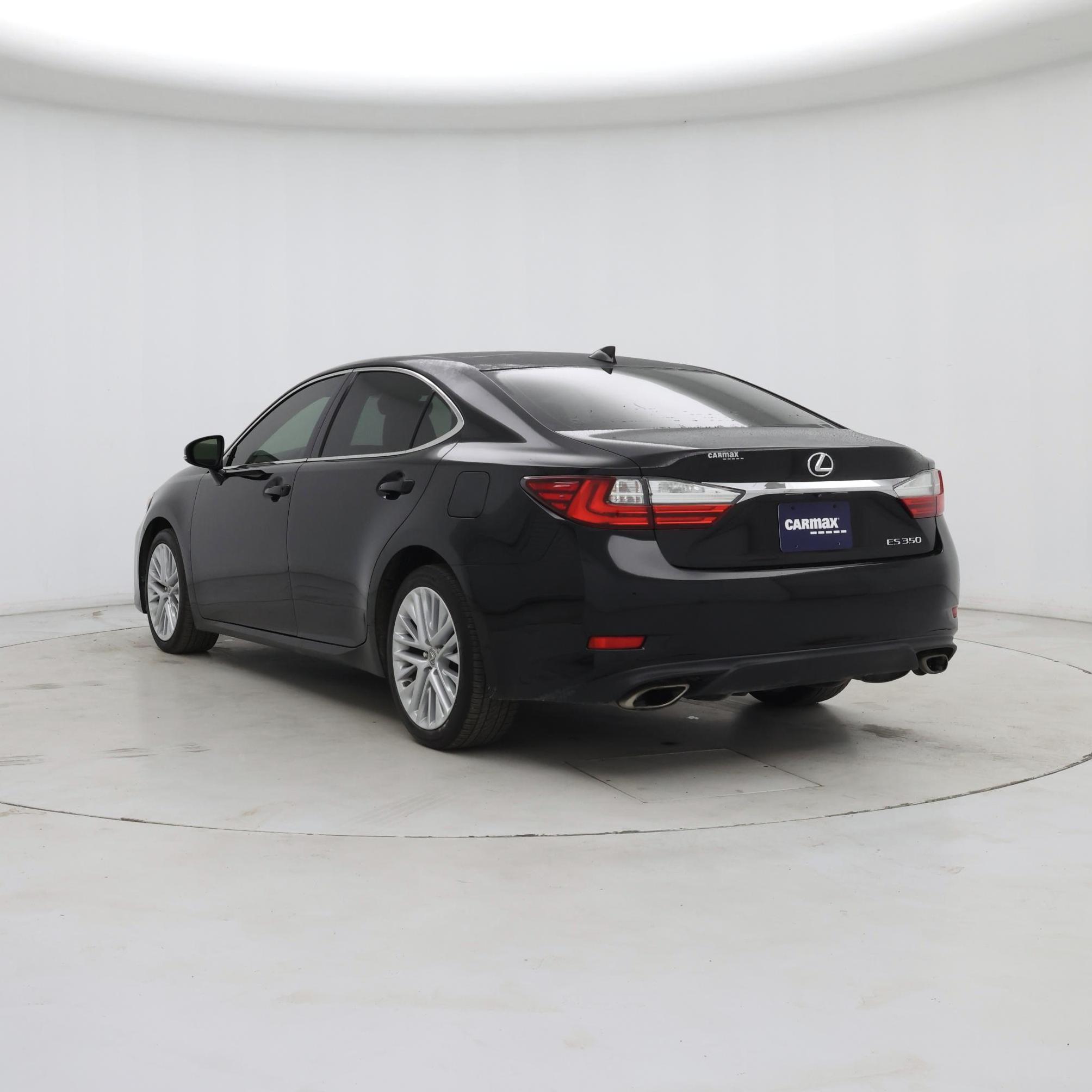 Thumbnail: 2018 Lexus ES - 2