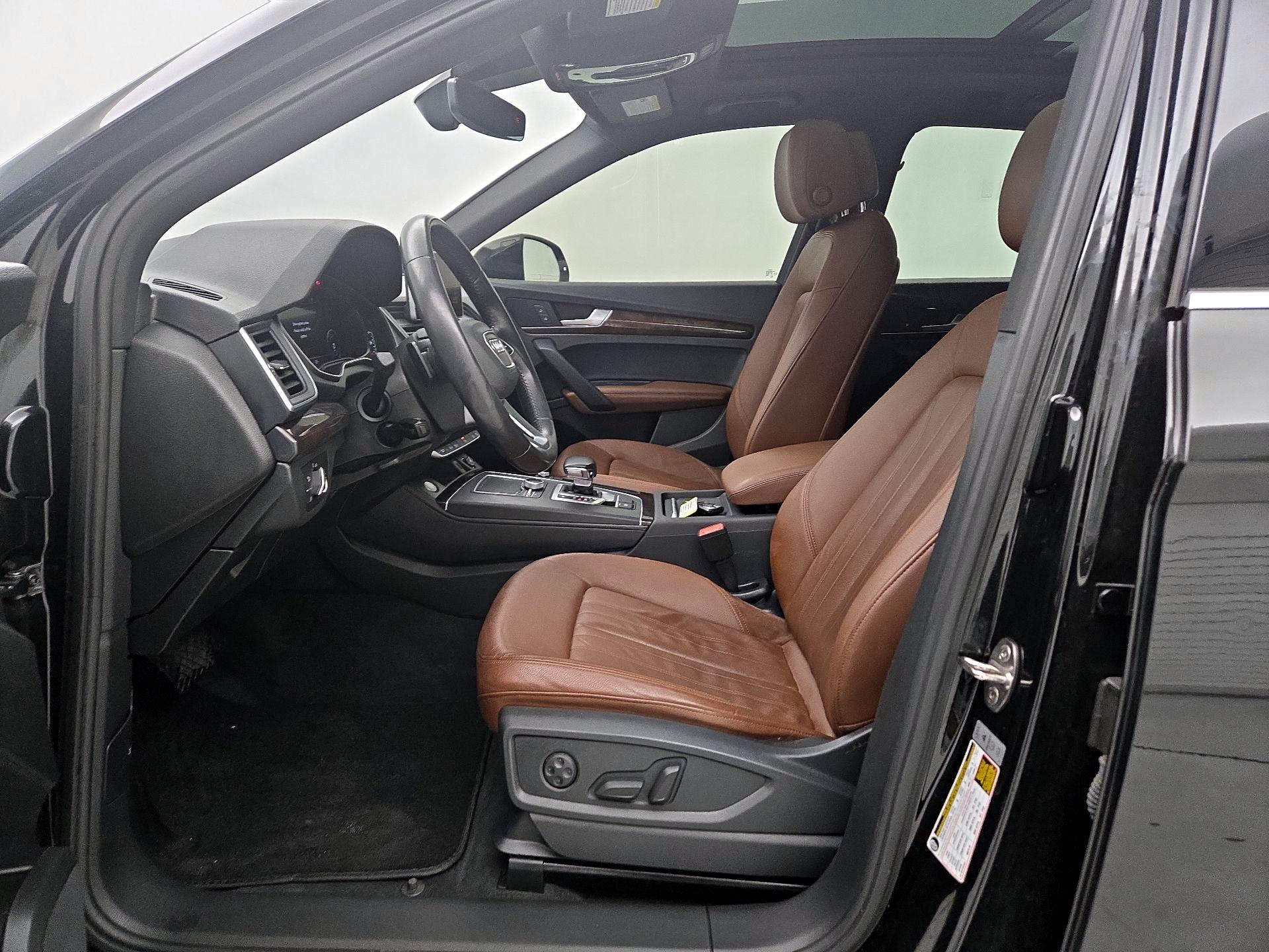 Thumbnail: 2019 Audi Q5 - 11