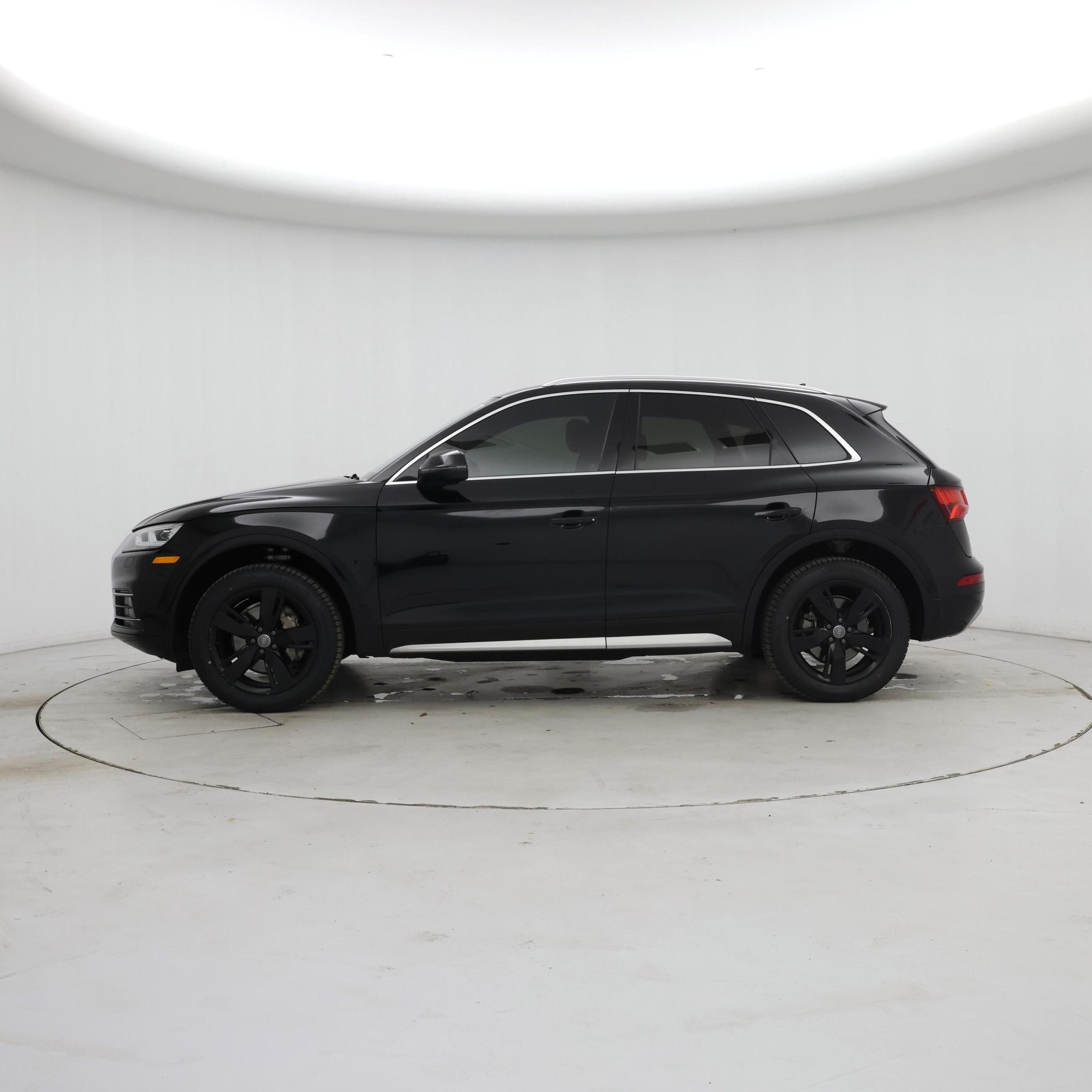 Thumbnail: 2019 Audi Q5 - 3