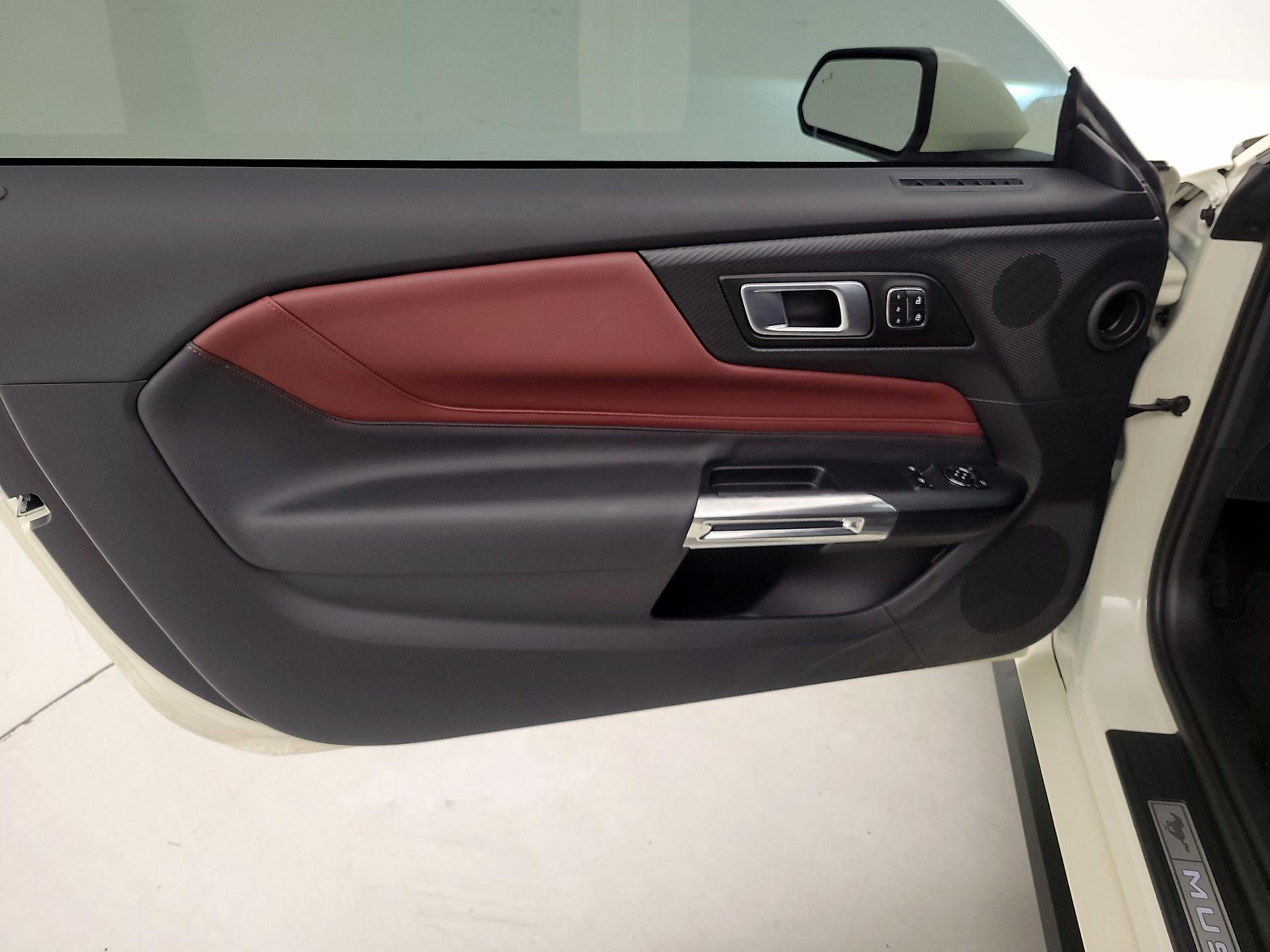 Thumbnail: 2025 Ford Mustang - 12