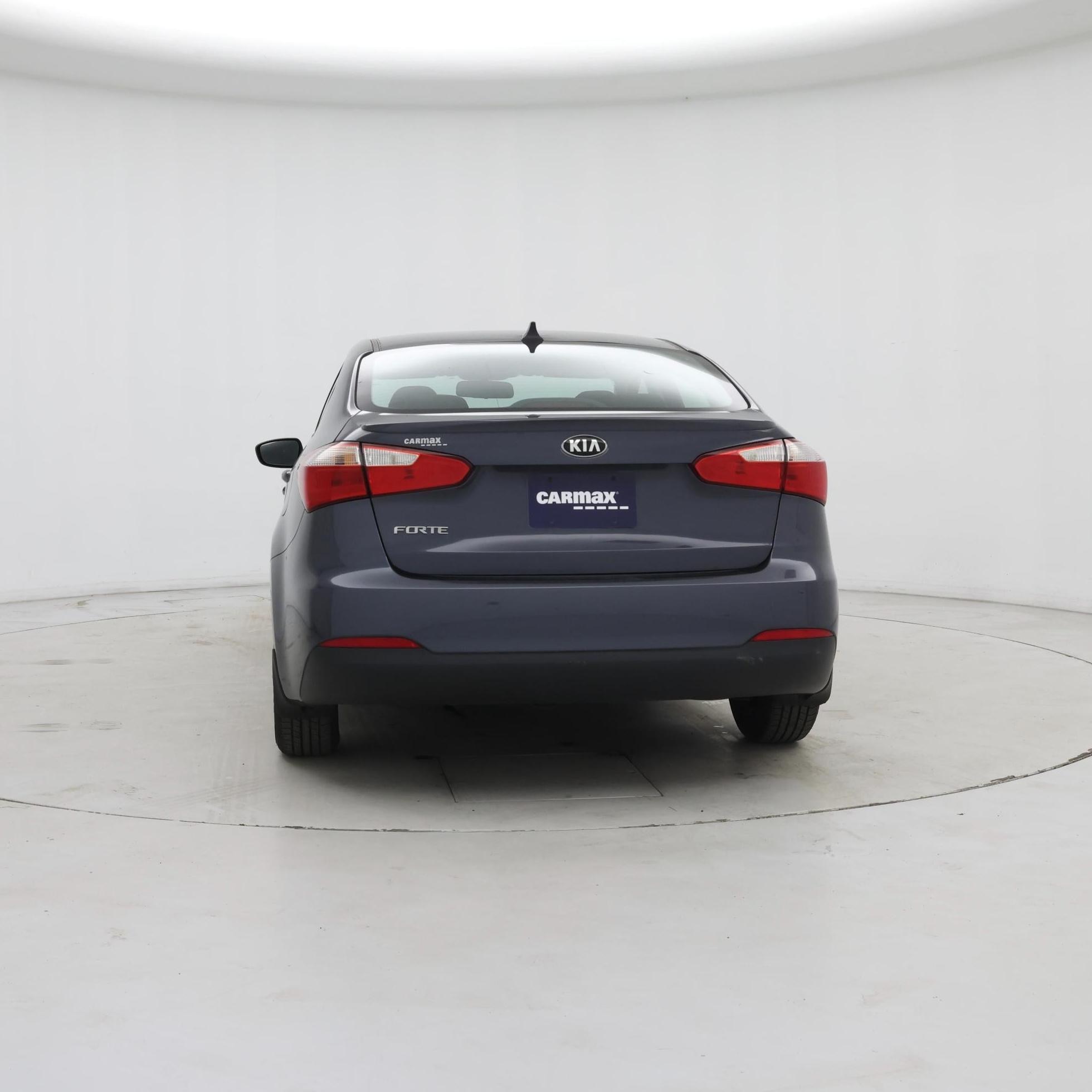 Thumbnail: 2016 Kia Forte - 6