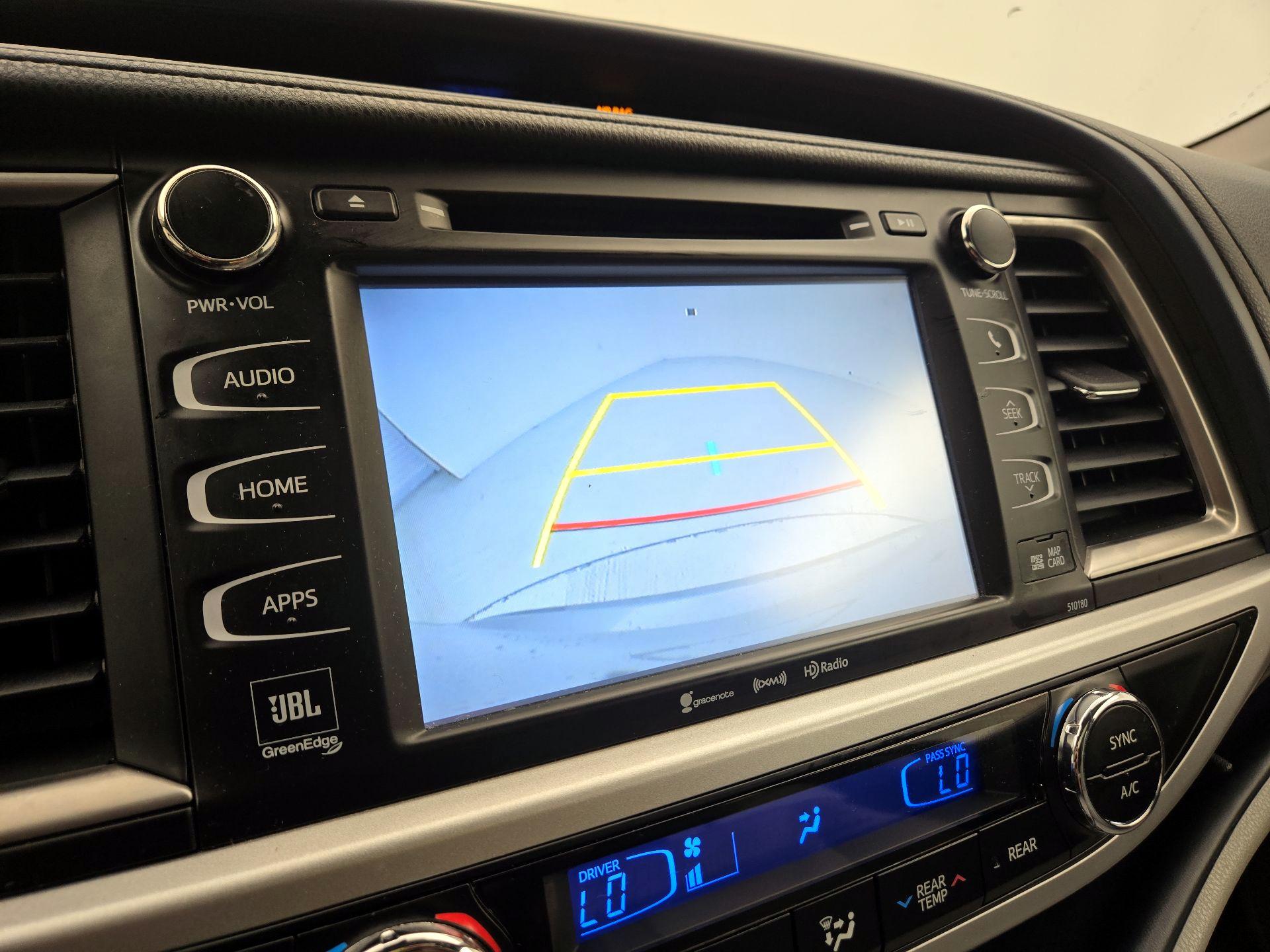 Thumbnail: 2017 Toyota Highlander - 15