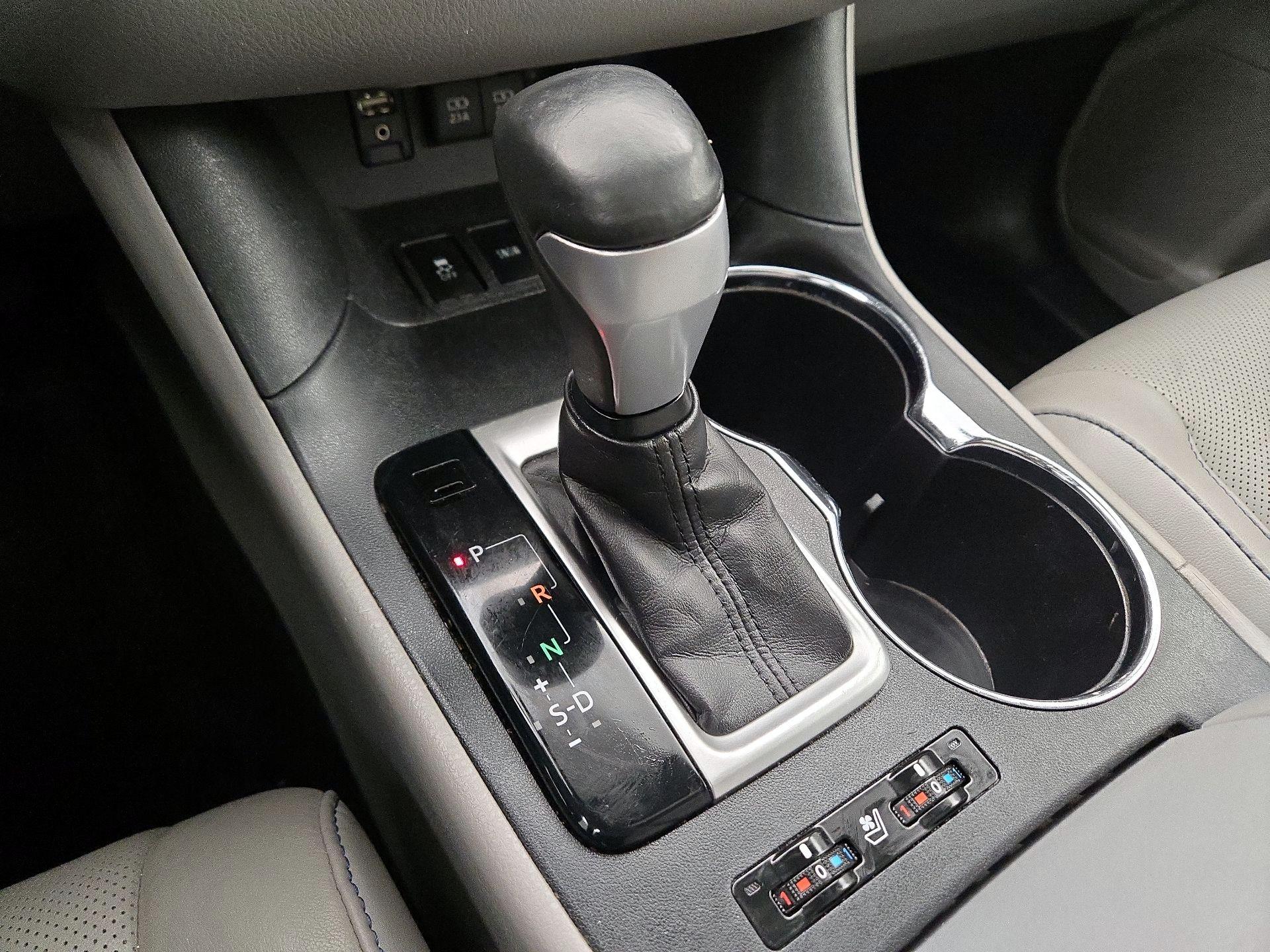 Thumbnail: 2017 Toyota Highlander - 18