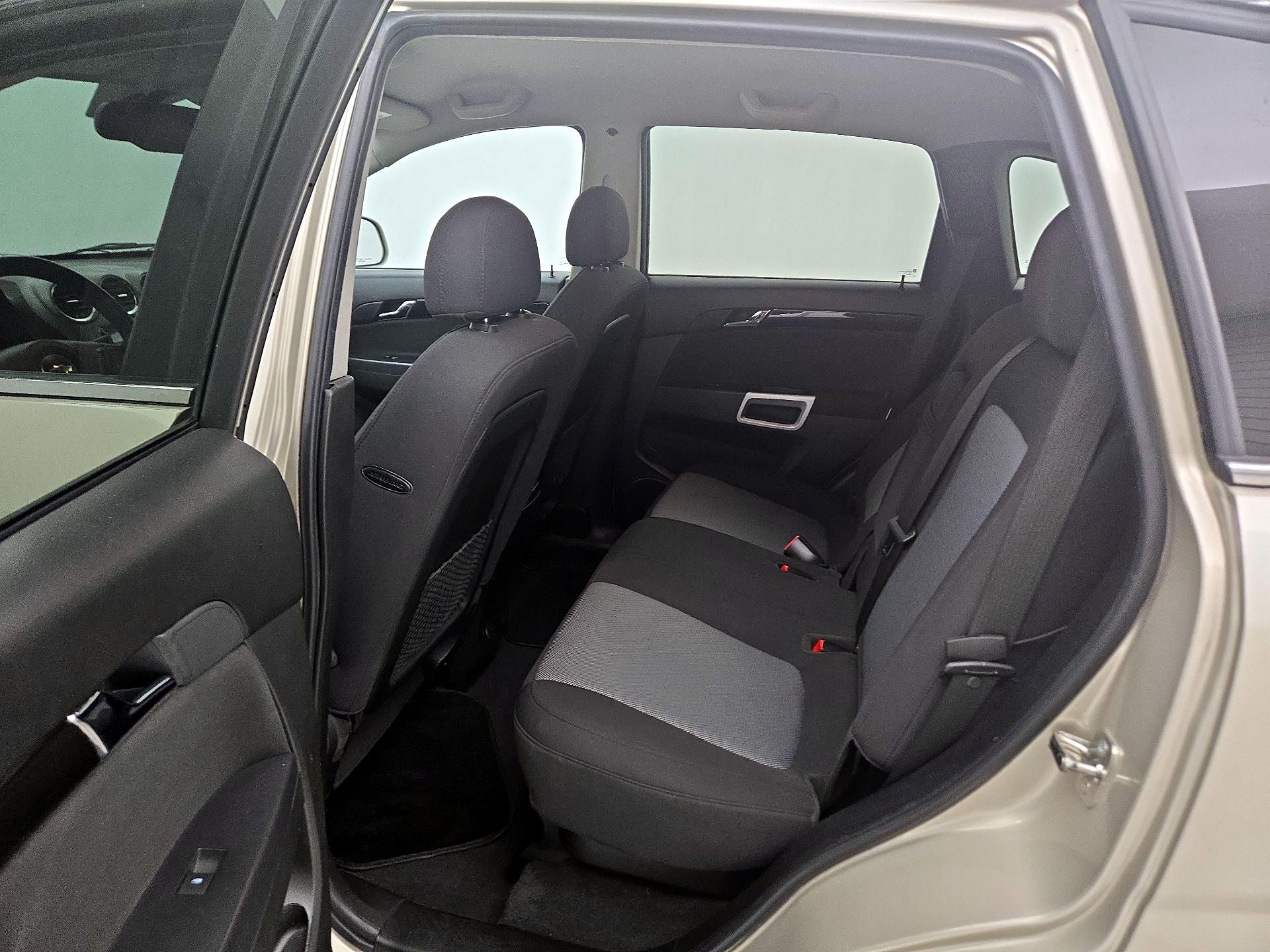 Thumbnail: 2014 Chevrolet Captiva Sport - 17