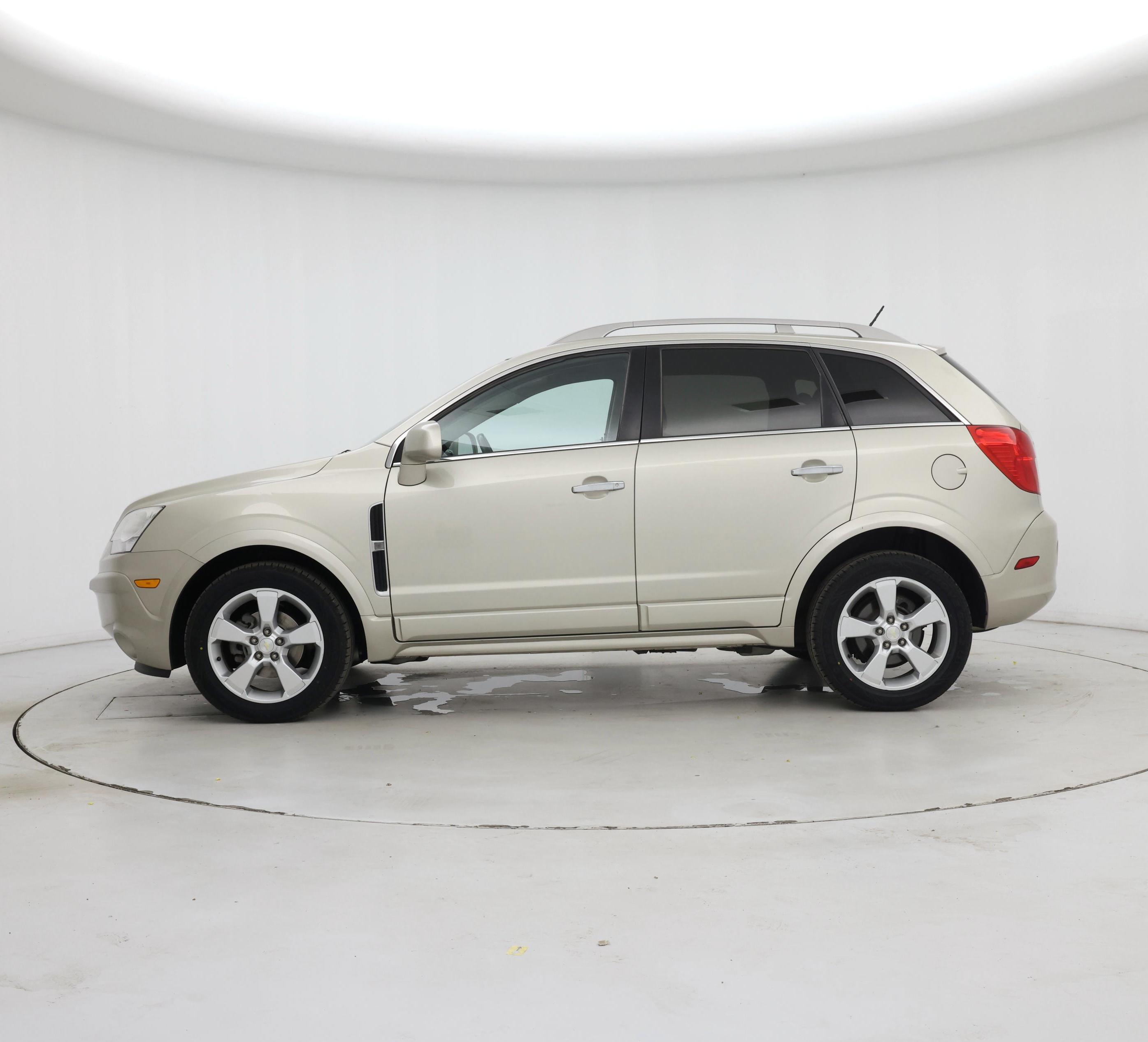 Thumbnail: 2014 Chevrolet Captiva Sport - 3