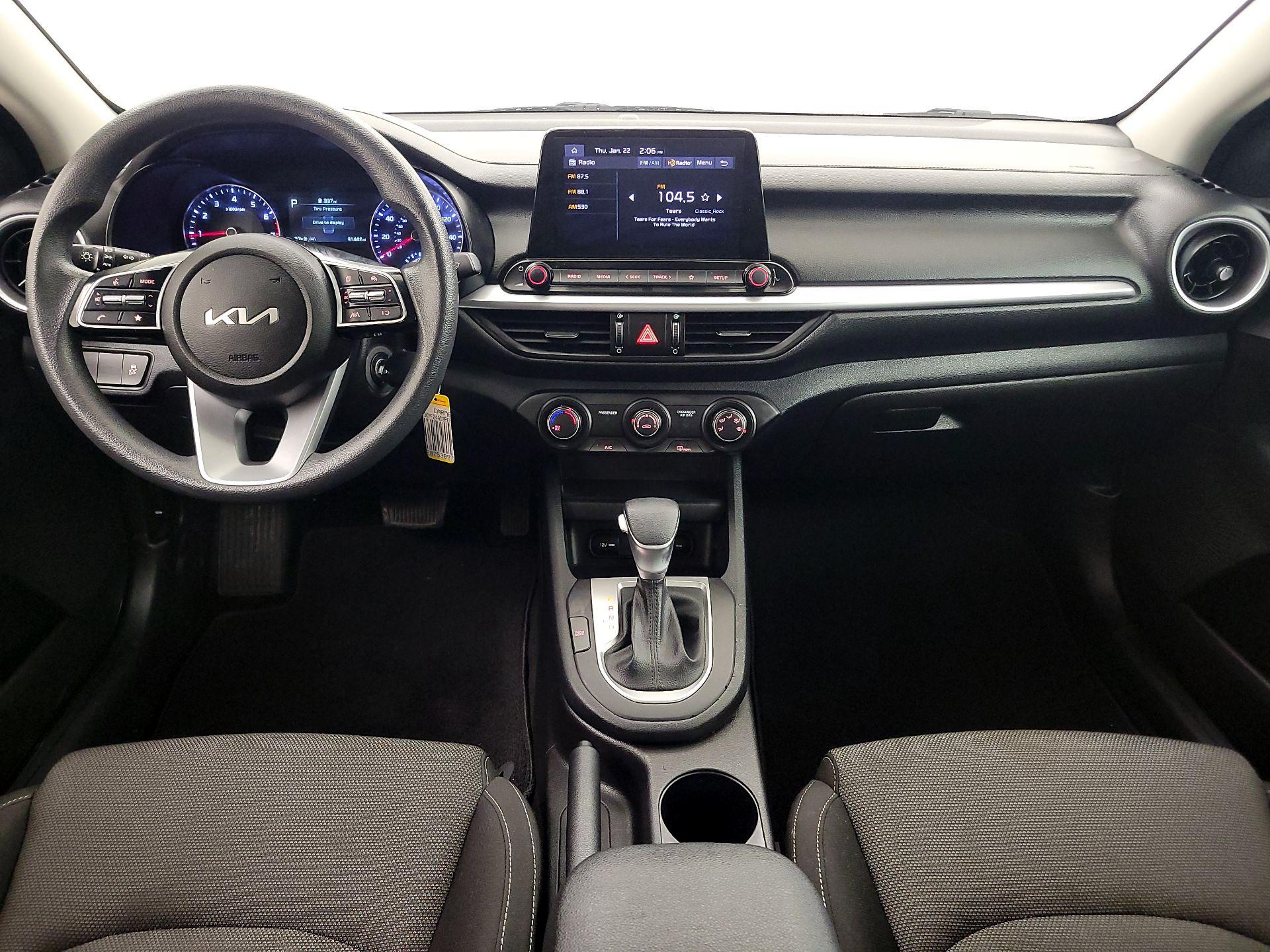 Thumbnail: 2023 Kia Forte - 9