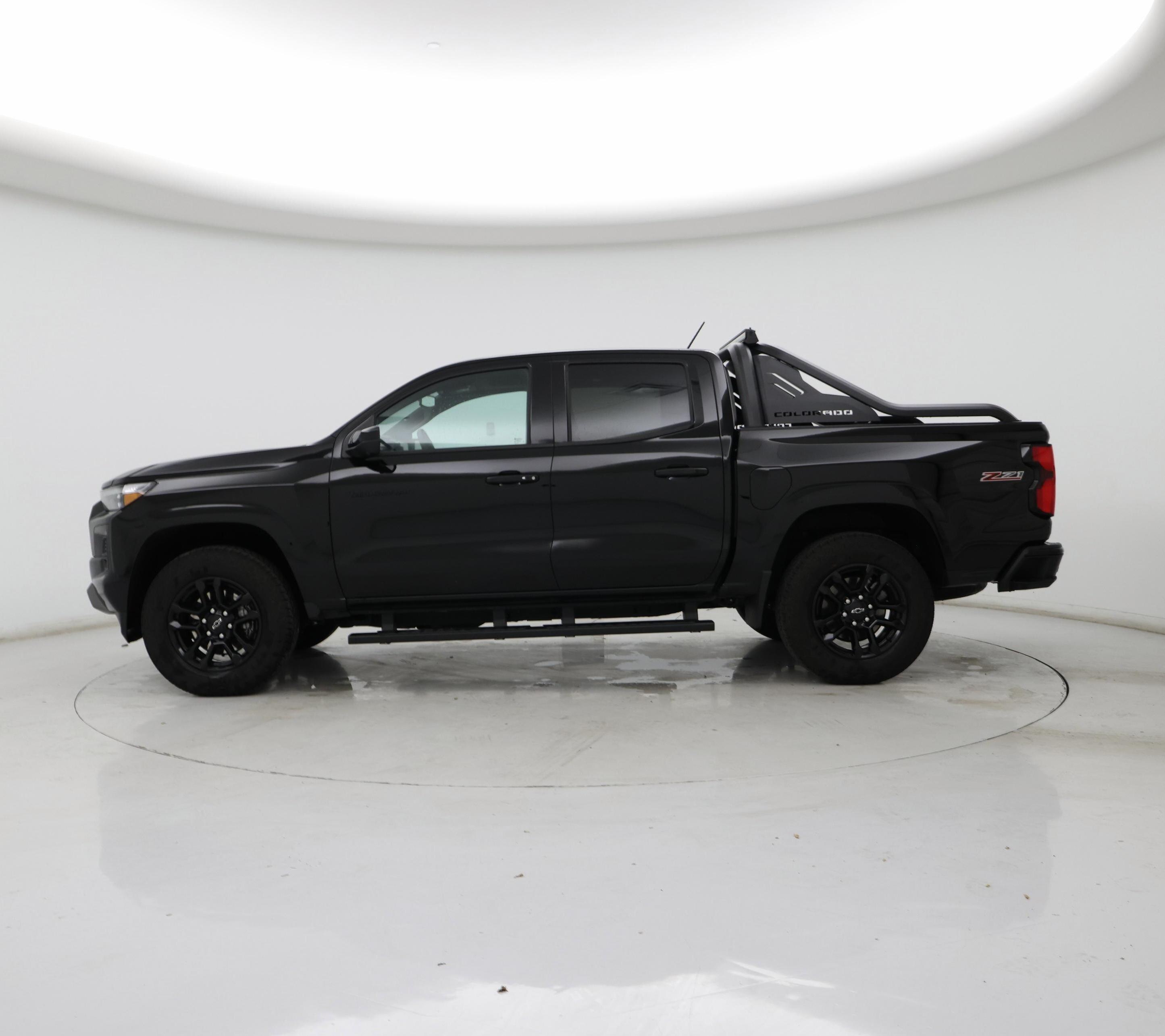 Thumbnail: 2025 Chevrolet Colorado - 3