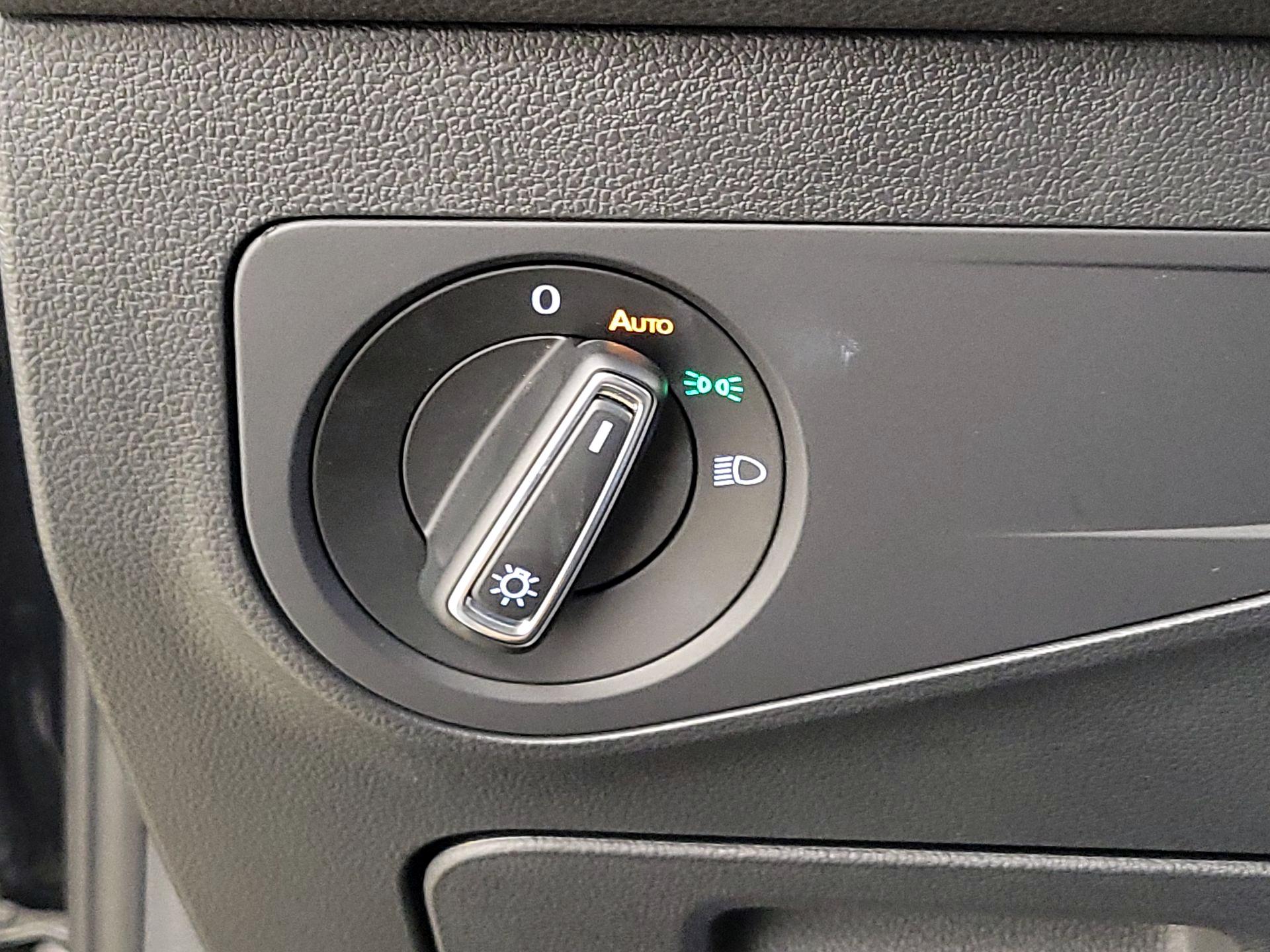 Thumbnail: 2024 Volkswagen Tiguan - 13