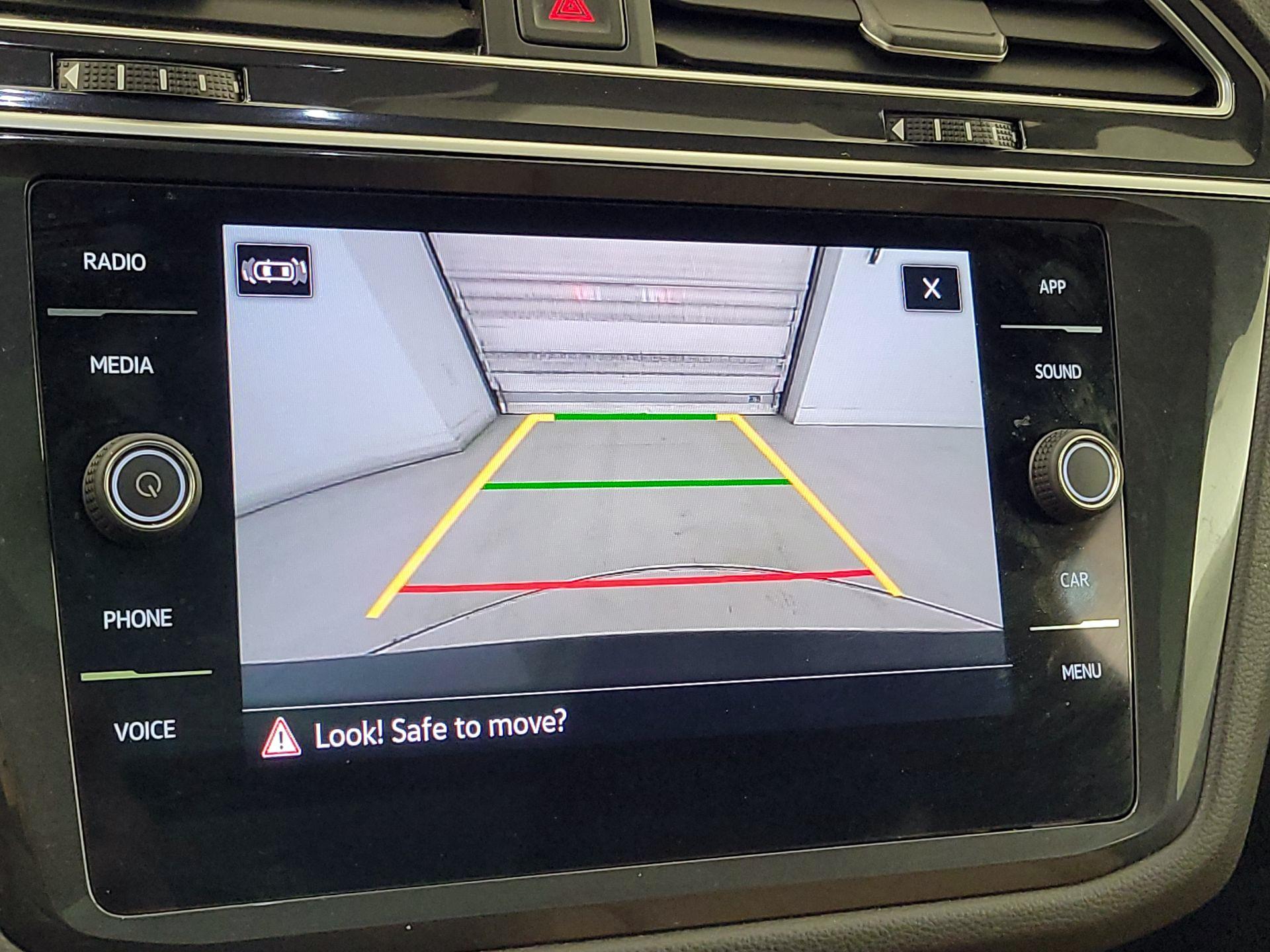 Thumbnail: 2024 Volkswagen Tiguan - 14