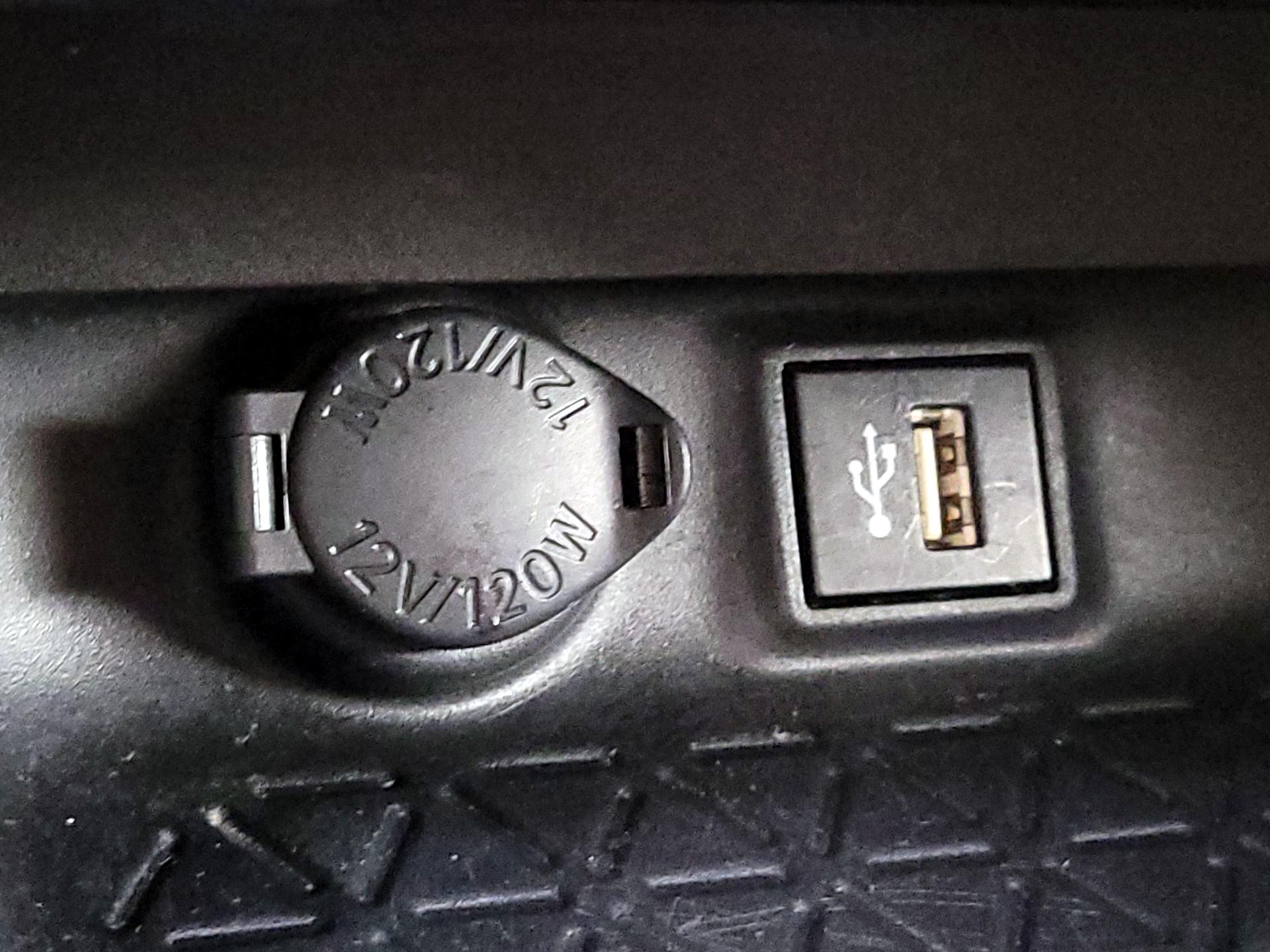 Thumbnail: 2024 Toyota RAV4 - 18