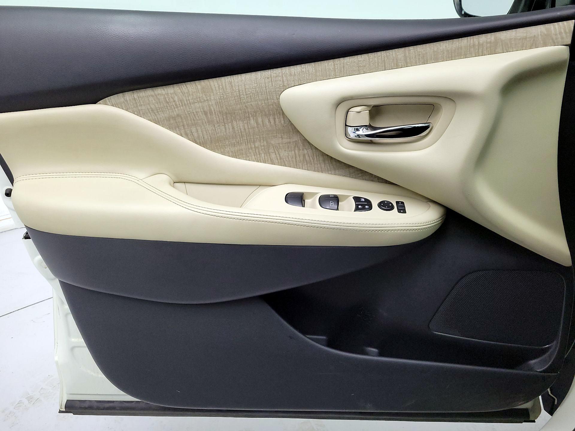 Thumbnail: 2020 Nissan Murano - 12