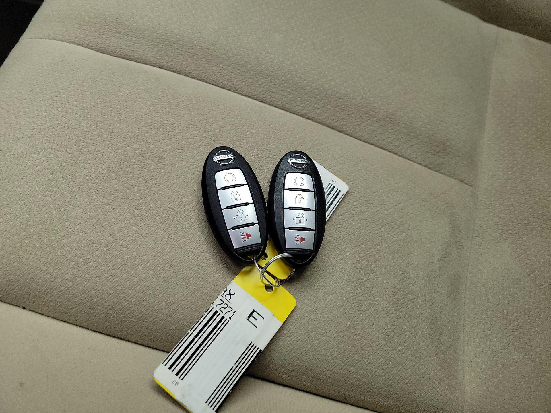 Thumbnail: 2020 Nissan Murano - 18