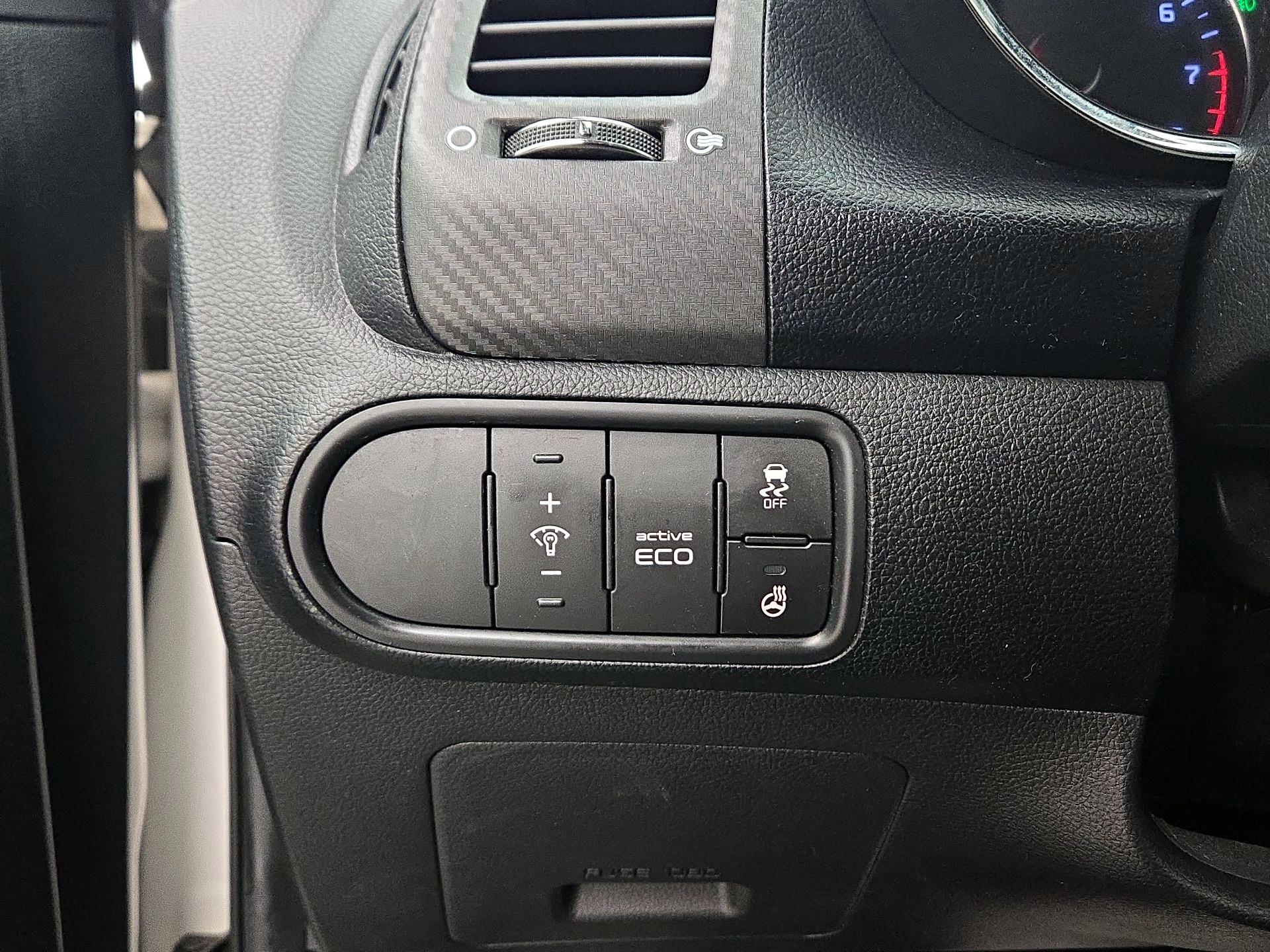 Thumbnail: 2014 Kia Forte - 13