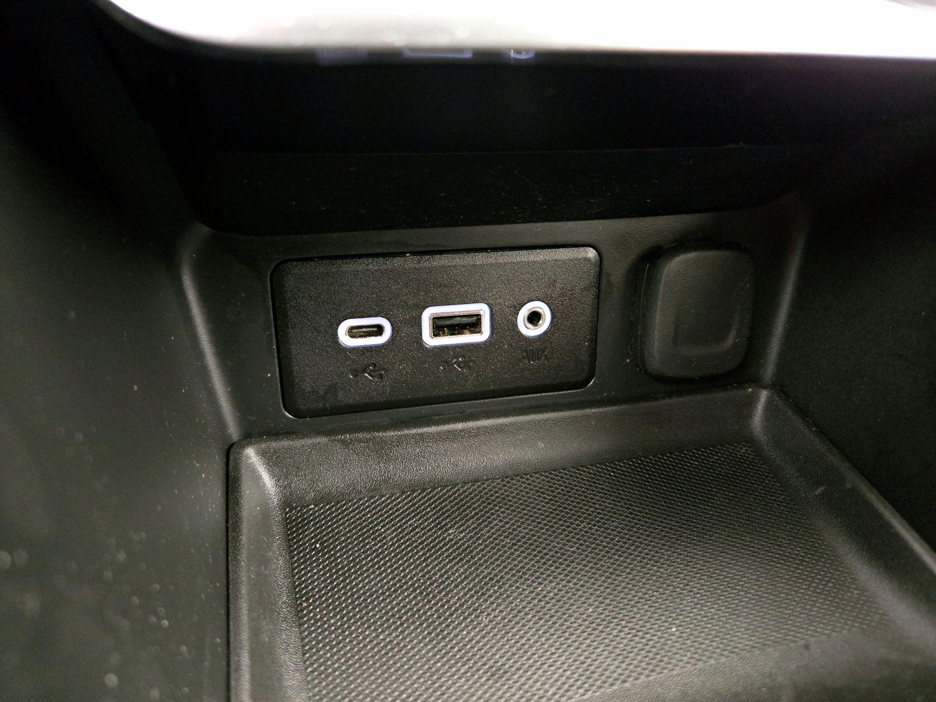 Thumbnail: 2020 GMC Terrain - 18