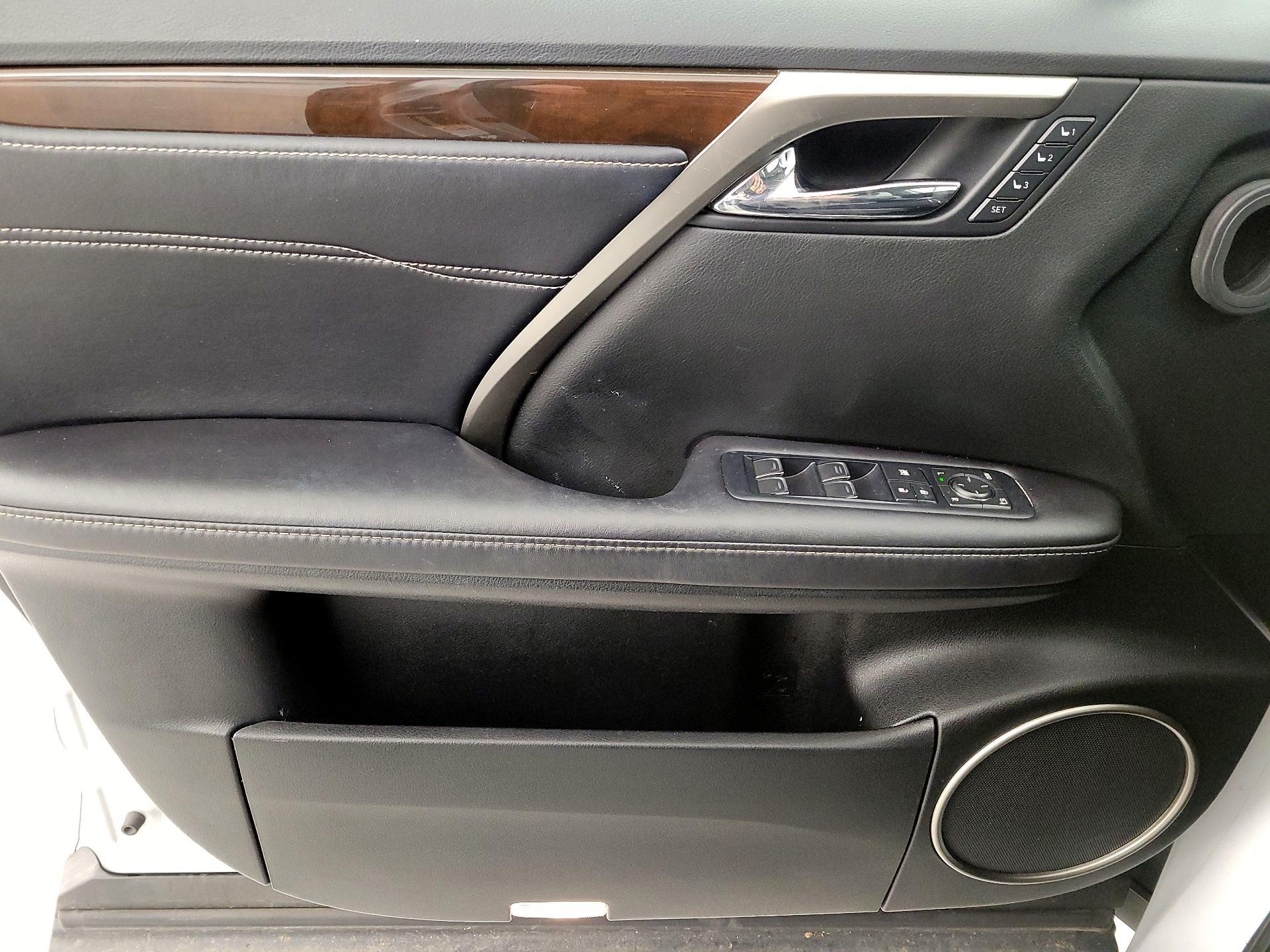 Thumbnail: 2017 Lexus RX - 12