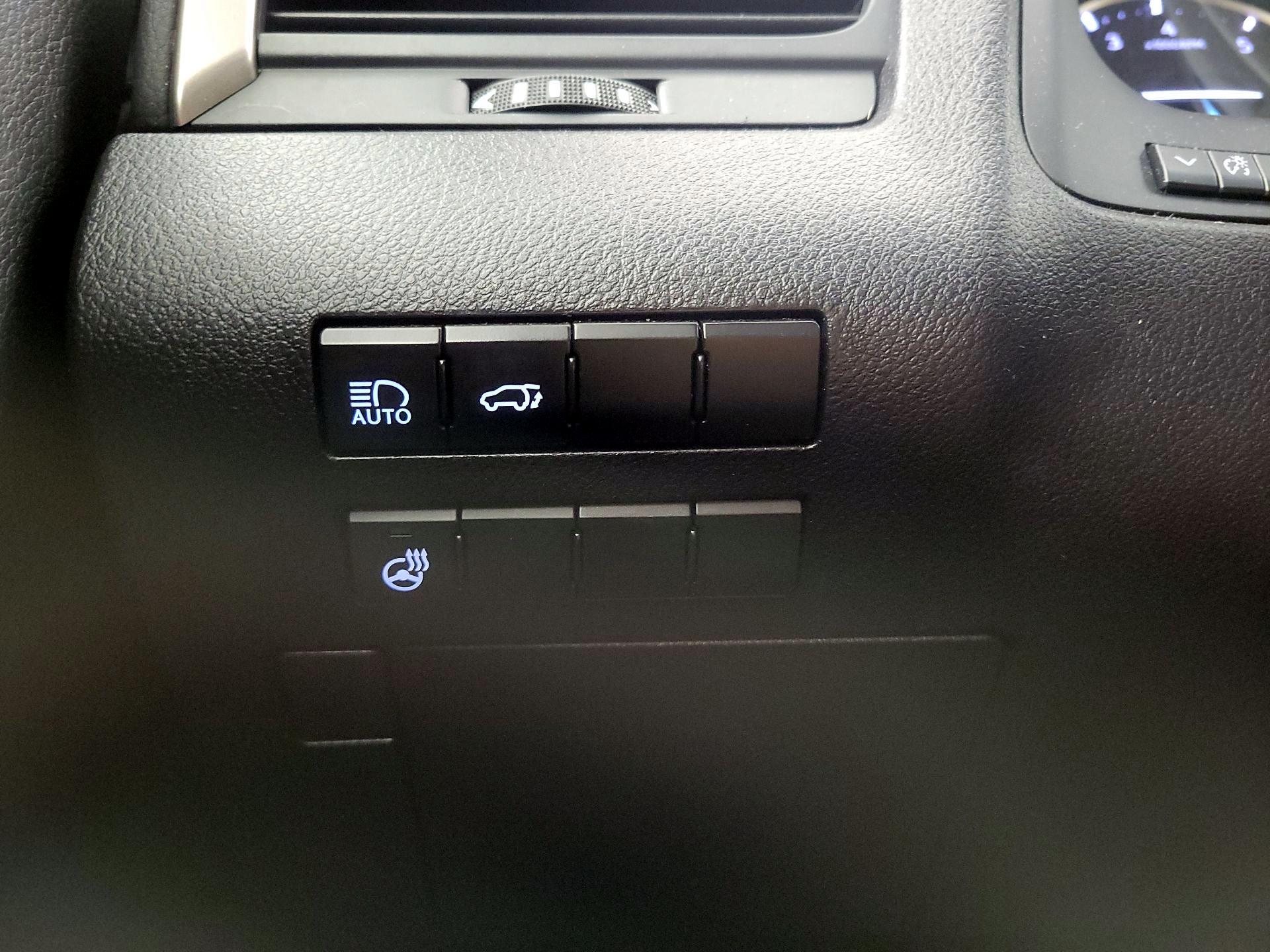 Thumbnail: 2017 Lexus RX - 13