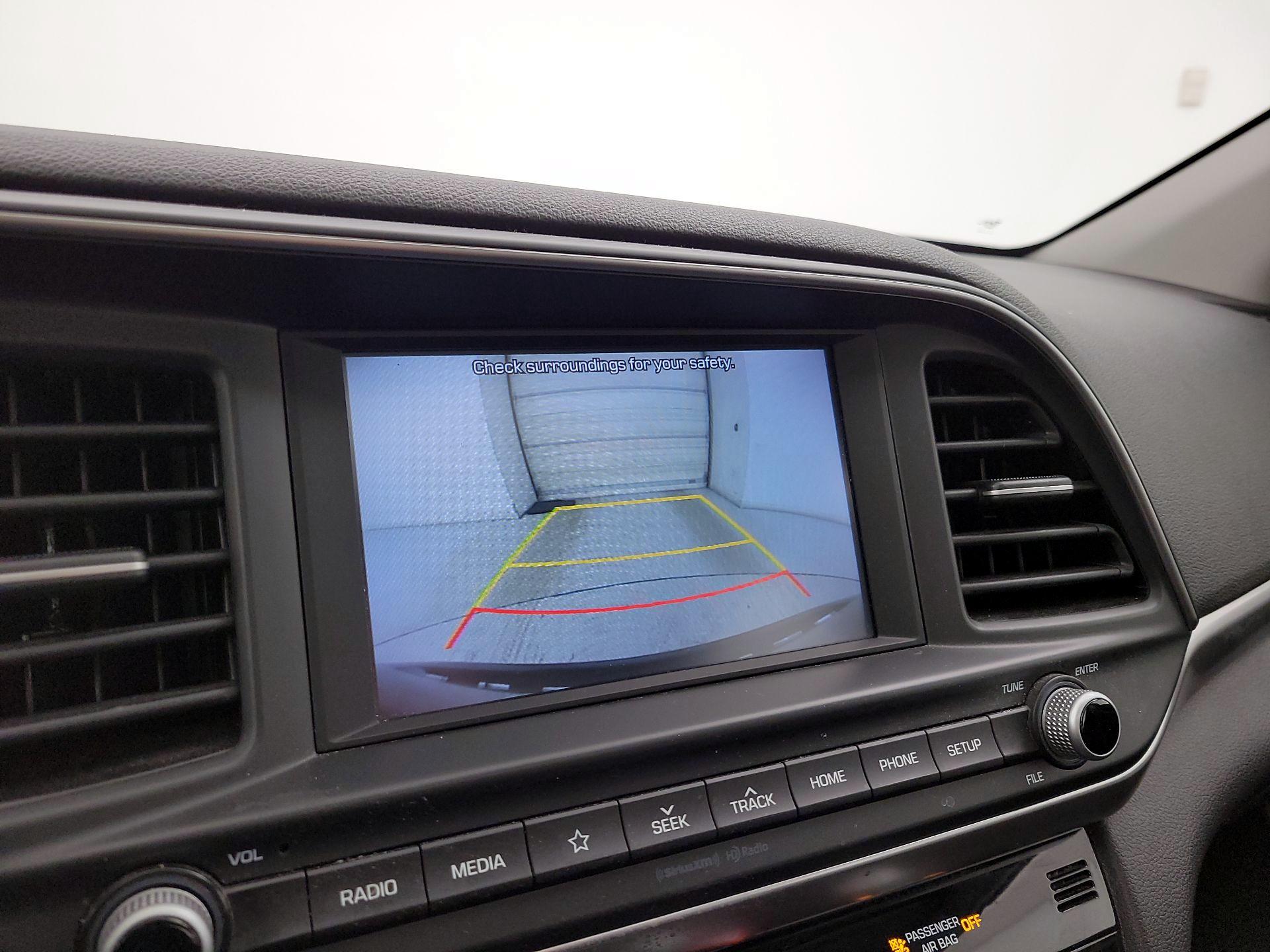 Thumbnail: 2020 Hyundai Elantra - 14