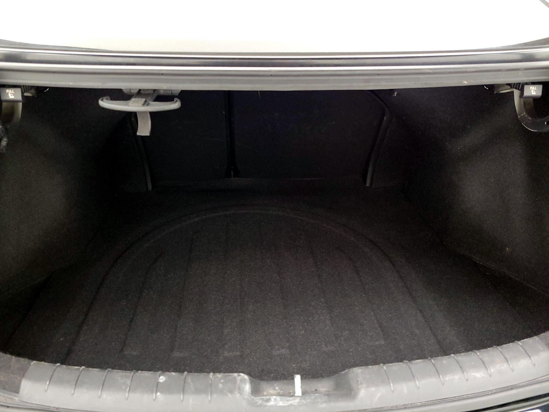 Thumbnail: 2020 Hyundai Elantra - 20