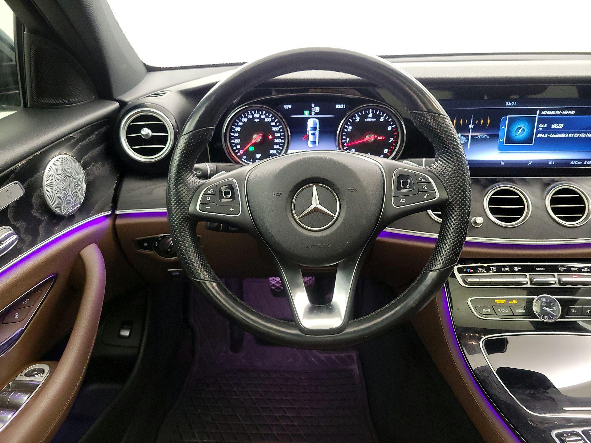 Thumbnail: 2017 Mercedes-Benz E-Class - 10