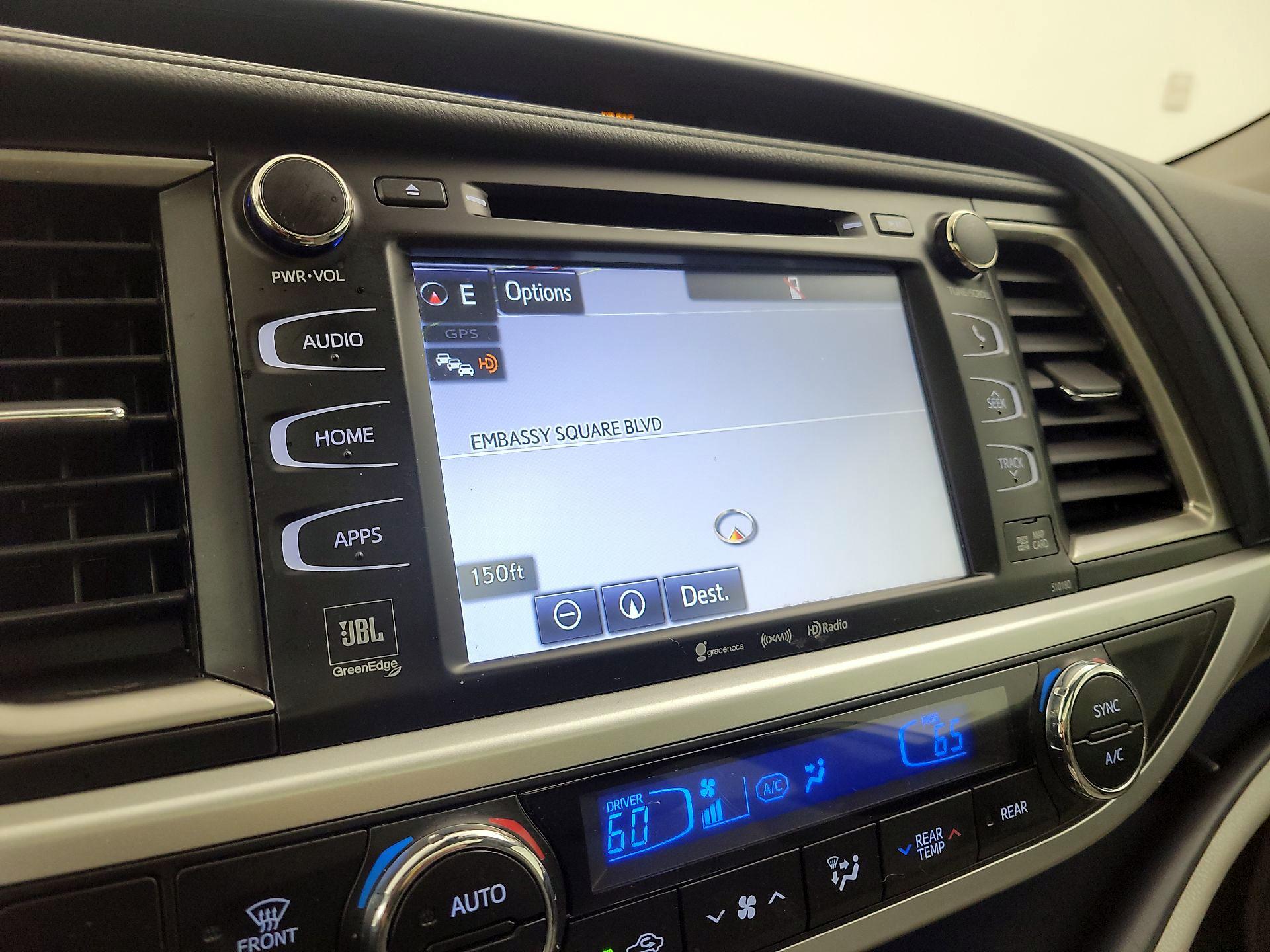 Thumbnail: 2018 Toyota Highlander - 14