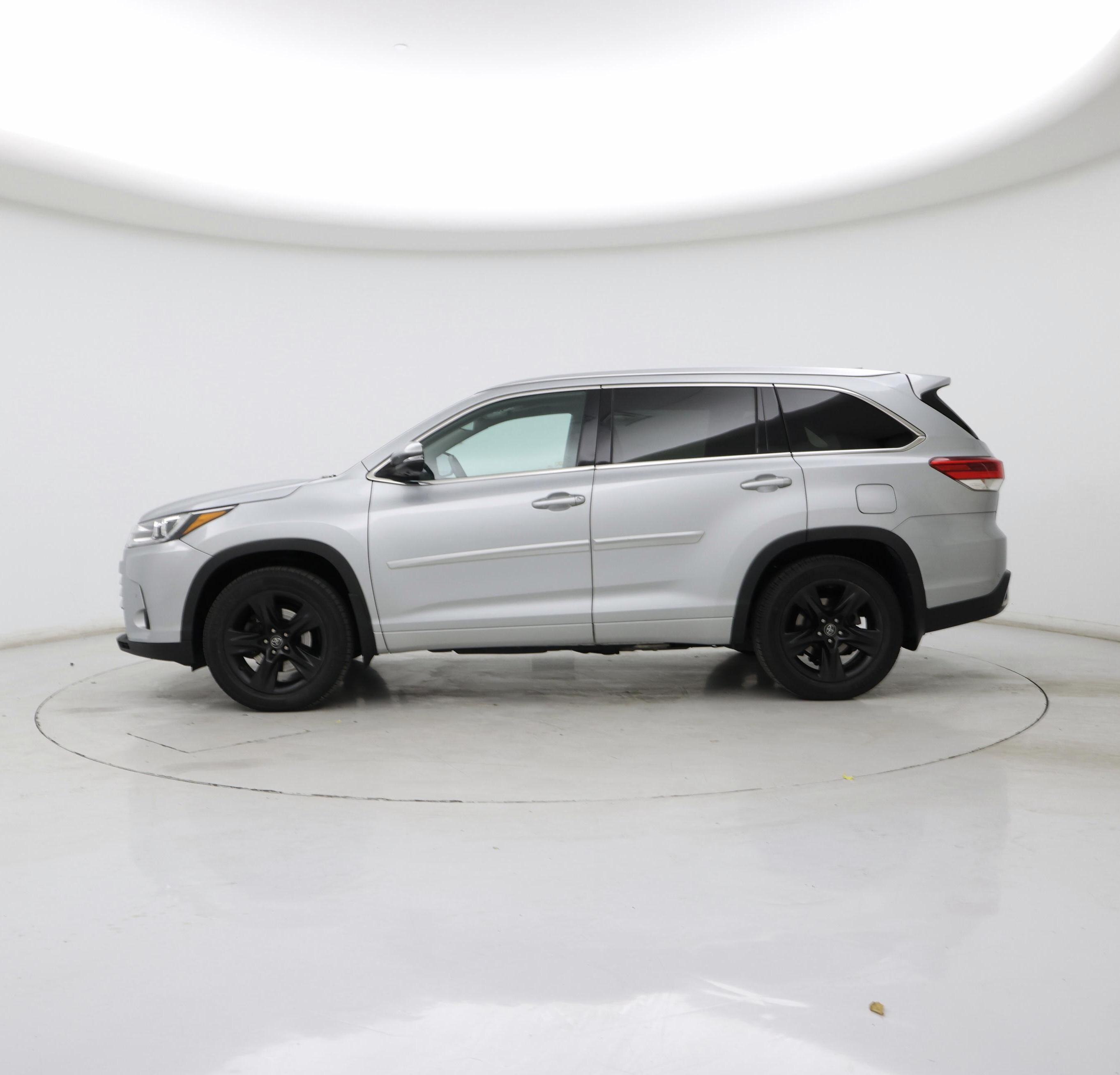 Thumbnail: 2018 Toyota Highlander - 3