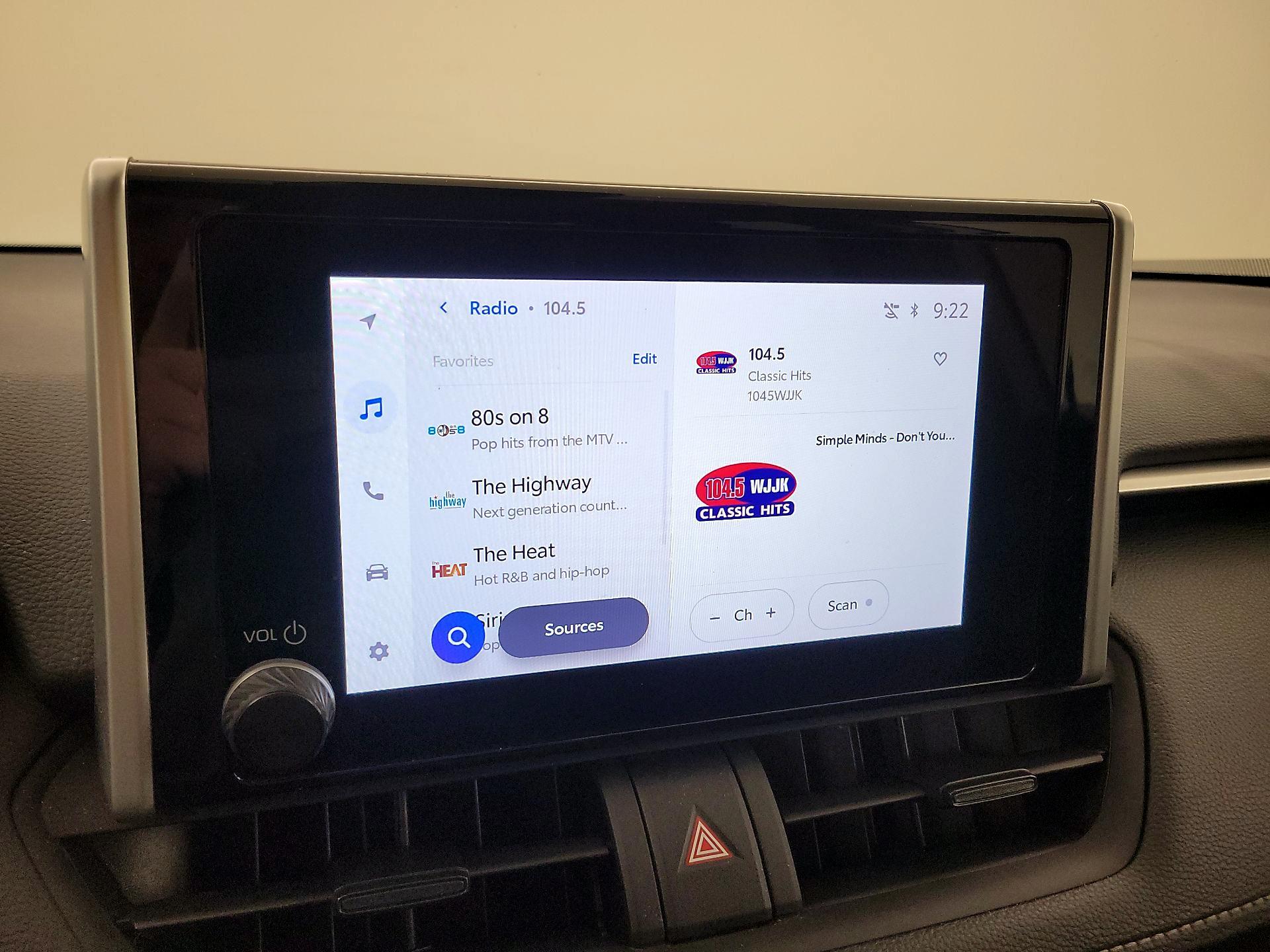 Thumbnail: 2024 Toyota RAV4 - 15