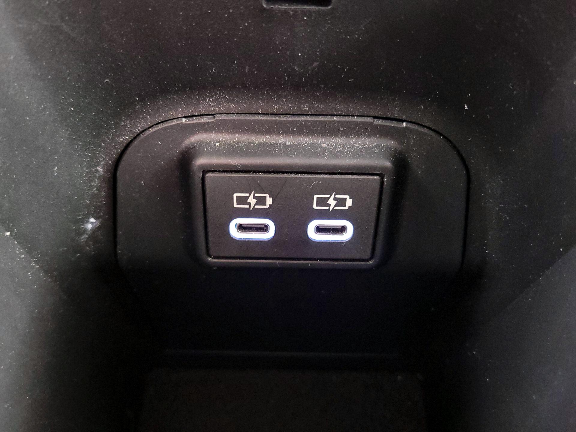 Thumbnail: 2024 Toyota RAV4 - 18